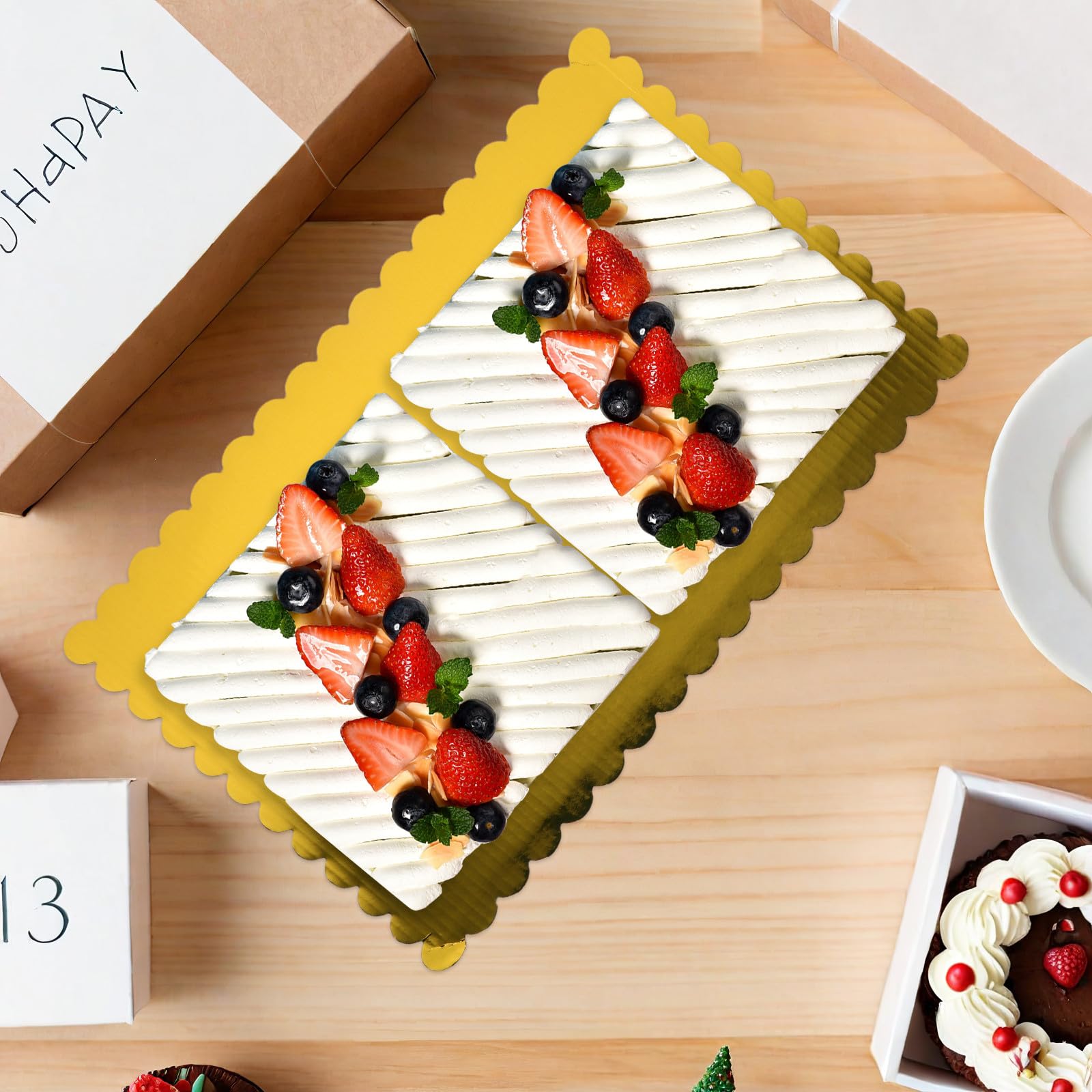 DECHOUS Base para Tartas de Cartón Corrugado Dorado de 2 Mm Borde Ondulado Rectangular, Resistente para Ocasiones Festivas y Bodas, Paquete de 20 Unidades