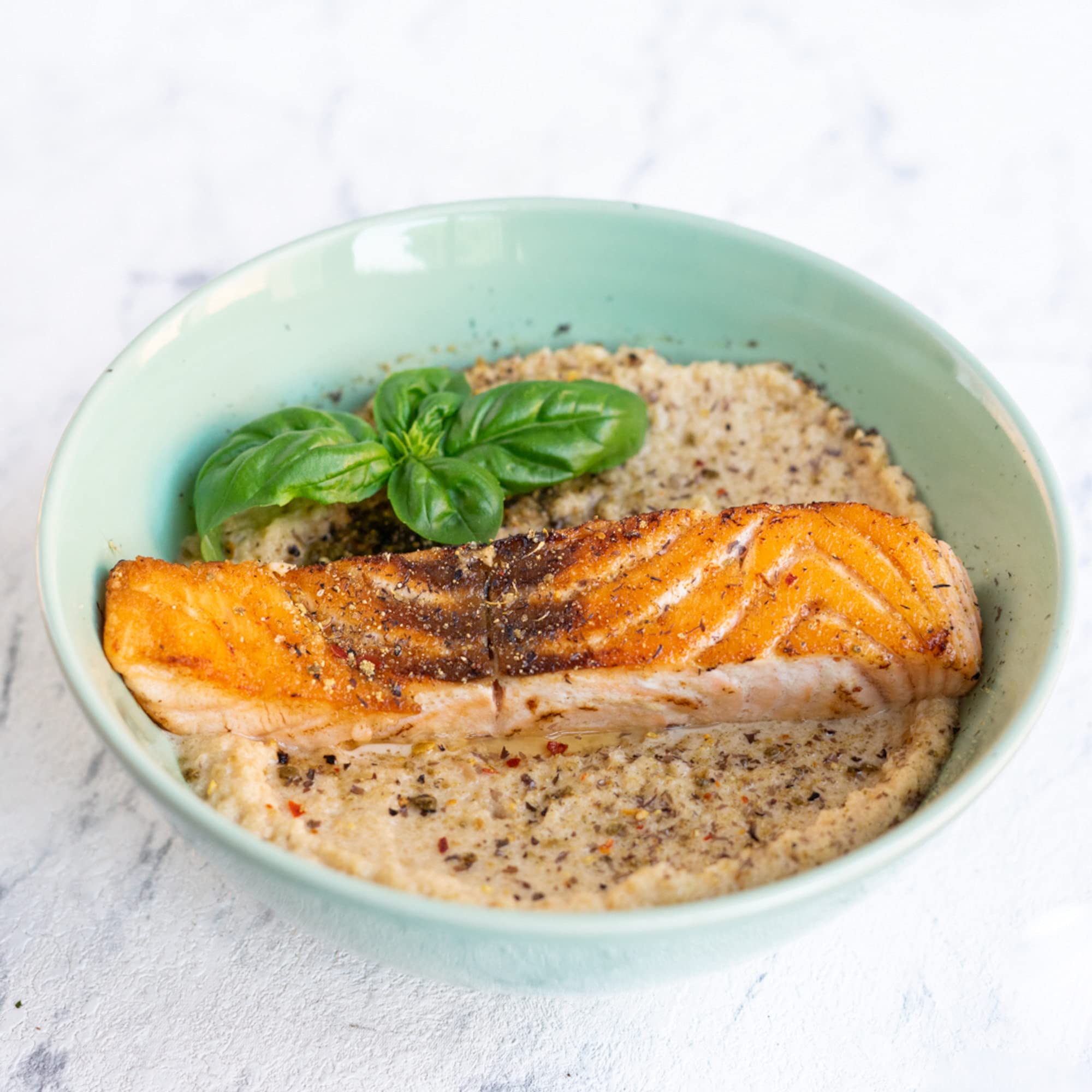 Simply Keto Challenge Buch - Das Buch zur Keto Challenge mit 70+ Rezepten - Dein Weg zur Ketose in nur 30 Tagen