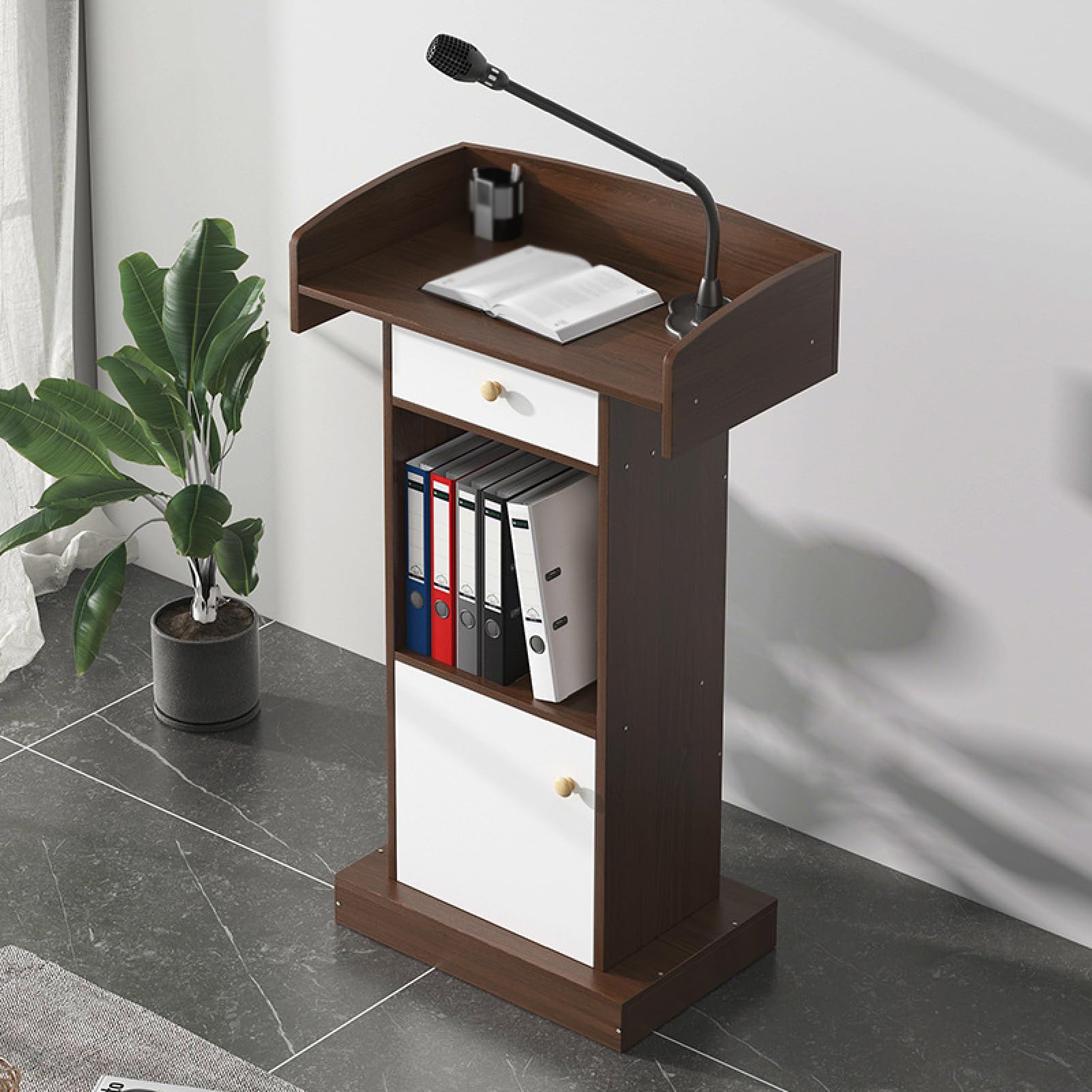 Atril de madera con cajón para evitar el desorden en conferencias