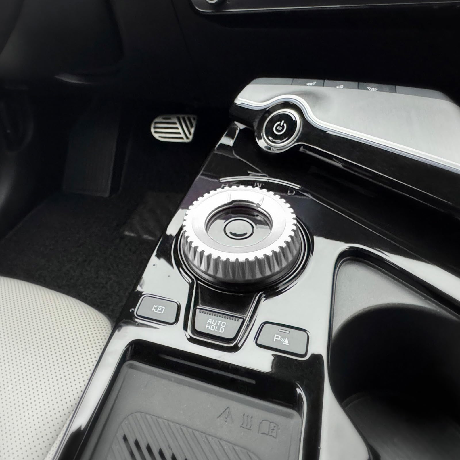 JUIVEEL Sliver Style Aluminum Car Gear Control Knob Cover Snap-in Design Gear Shift Switch Knob Protective Cover Compatible with Kia EV6 Kia NIRO EV Kia Sportage NQ5 Accessories