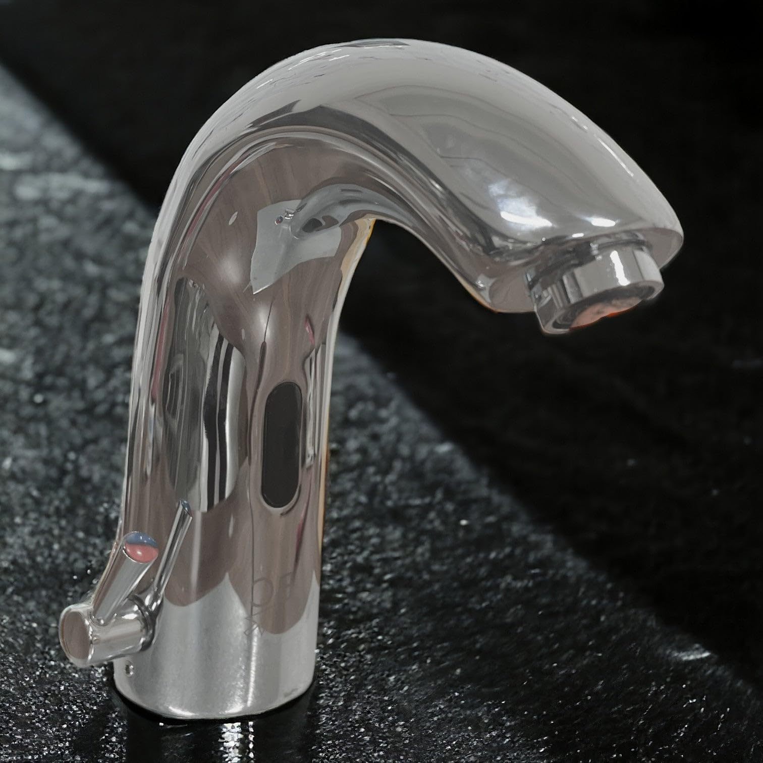 BAGNOCLIC - Rubinetto Miscelatore Elettronico Automatico | Ad Infrarossi | Cromo, Cromata, Ottone, Neutro | Installazione Facile | Sistema Antimanomissione