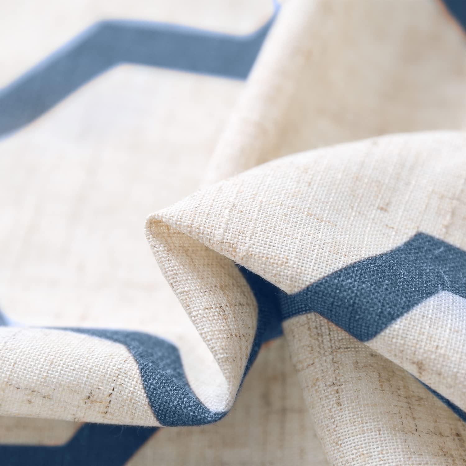 TOPICK - Tende con motivo geometrico, effetto lino, tende da cucina, oscuranti, stile marocchino, 65 cm x 60 cm (larghezza x altezza), blu su beige