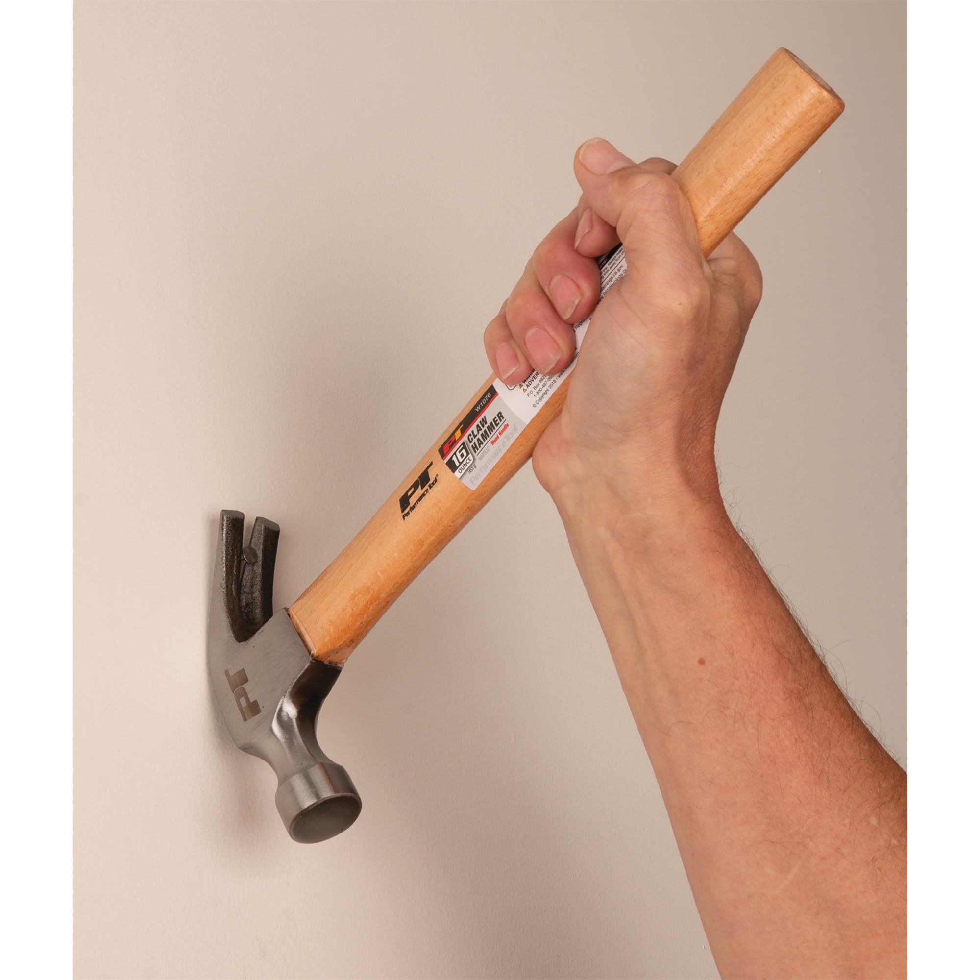 PERFORMANCE TOOL Martillo de Garra con Mango de Madera W1076, 16 onzas