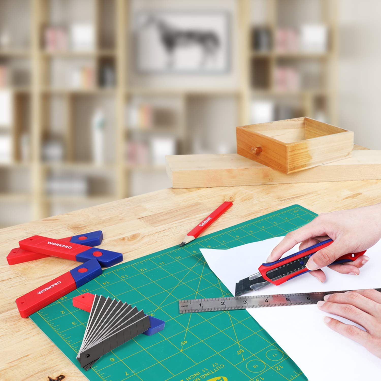 WORKPRO Set di Lame per Taglierino, 100 Lame da Taglio a Pressione Professionali a 8 Segmenti, Lame di Ricambio SK5, Spessore 0,5 mm e Larghezza 18 mm con Scatola