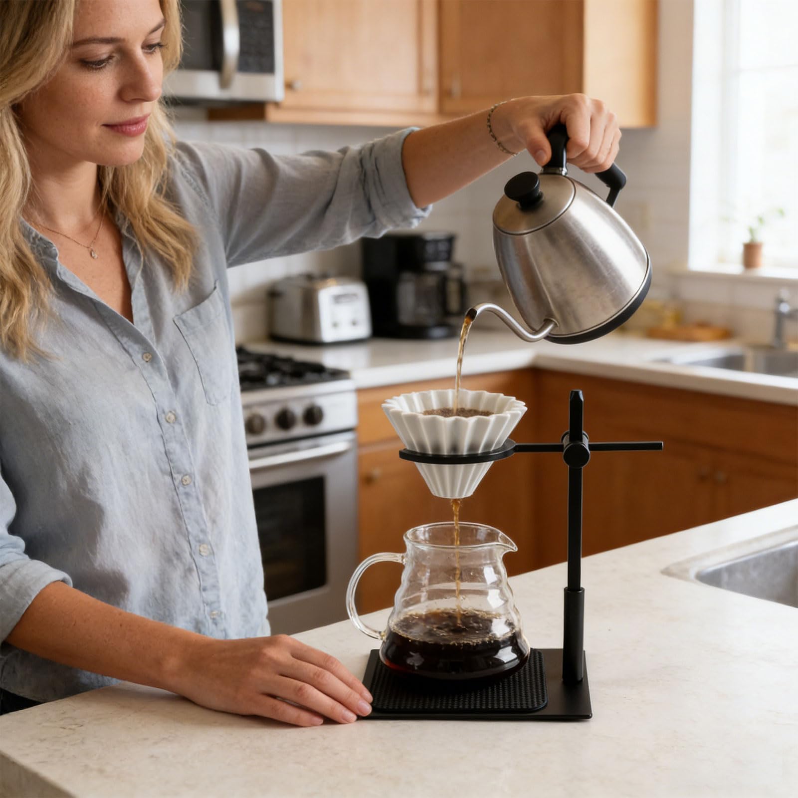 Kaffeebrüher Ständer aus Aluminiumlegierung mit griffiger Silikonbasis, geeignet für den Innen und Außenbereich, sorgt für stabilen und sicheren Halt Werkzeuge für die Kaffeemaschine zu Hause