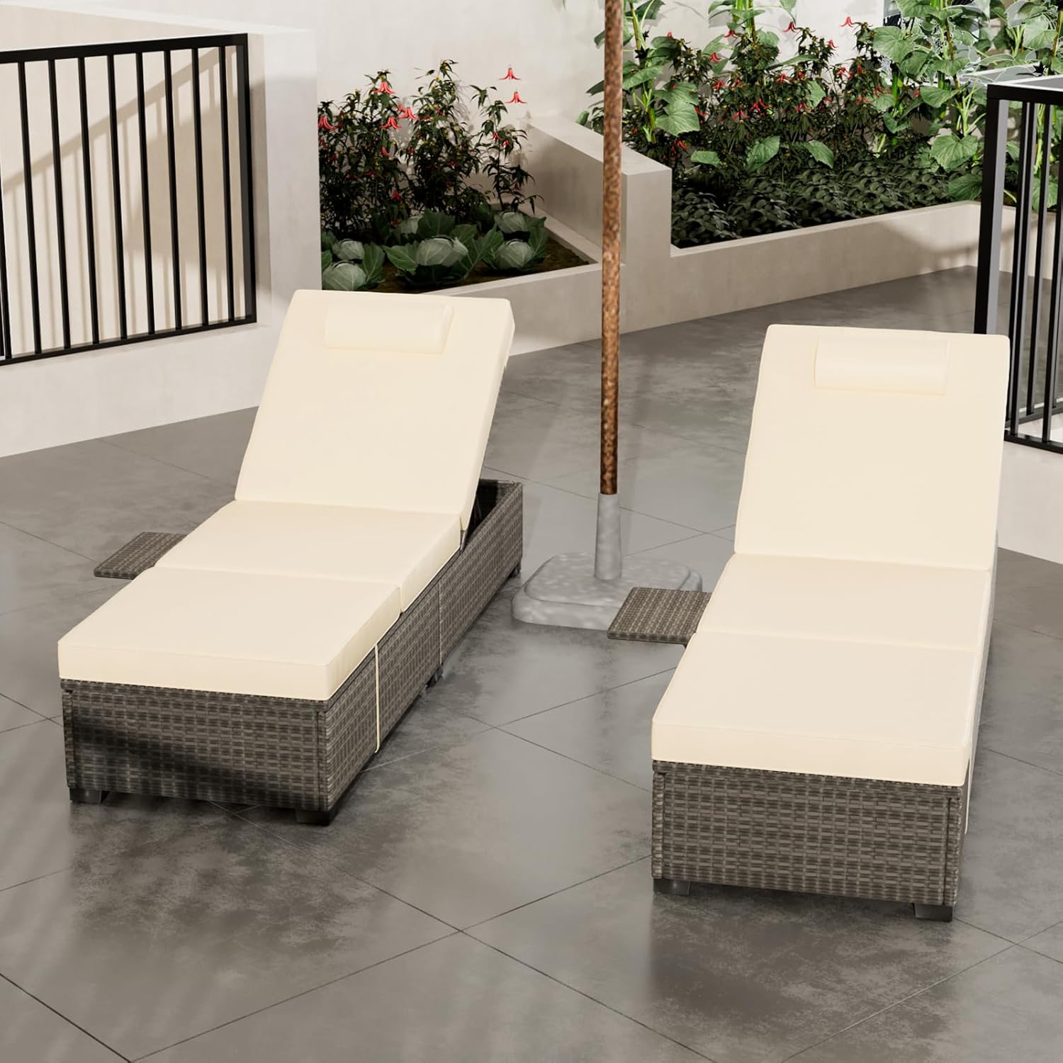 Outdoor Chaise Lounge Chairs for Outside Patio Furniture Set of 2 Wicker Recliner Gray Rattan Reclining Pool Sunbathing Chair Adjustable Backrest Lounger with Beige Cushion