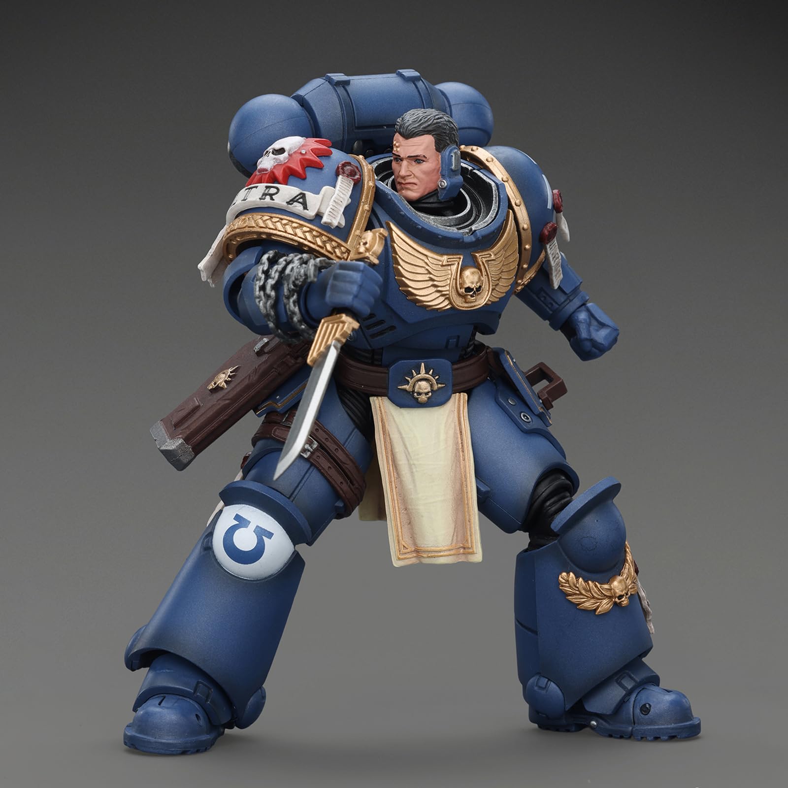 JOYTOY Warhammer 40K 1:18 - Figuras de acción, Ultramarines Titus con Laurels of Victory, figuras de acción coleccionables de 12 cm de altura