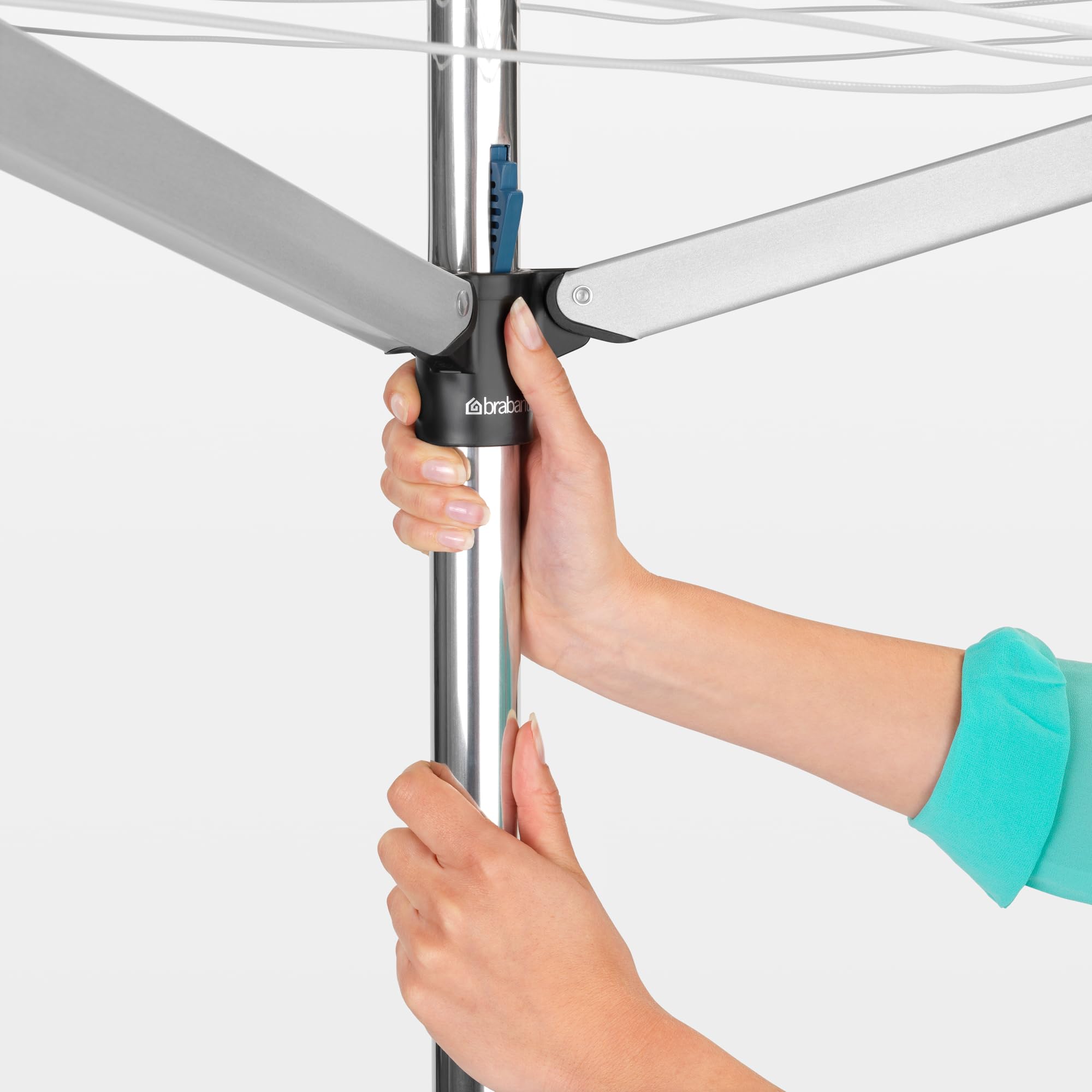 Brabantia - Séchoir Rotatif Essential - Etendoir Linge Extérieur - Antidérapantes - Résistantes aux UV, 30 m - Ouverture Facile - Compatible avec Les Cintres - Gris Métallique - ø 271cm