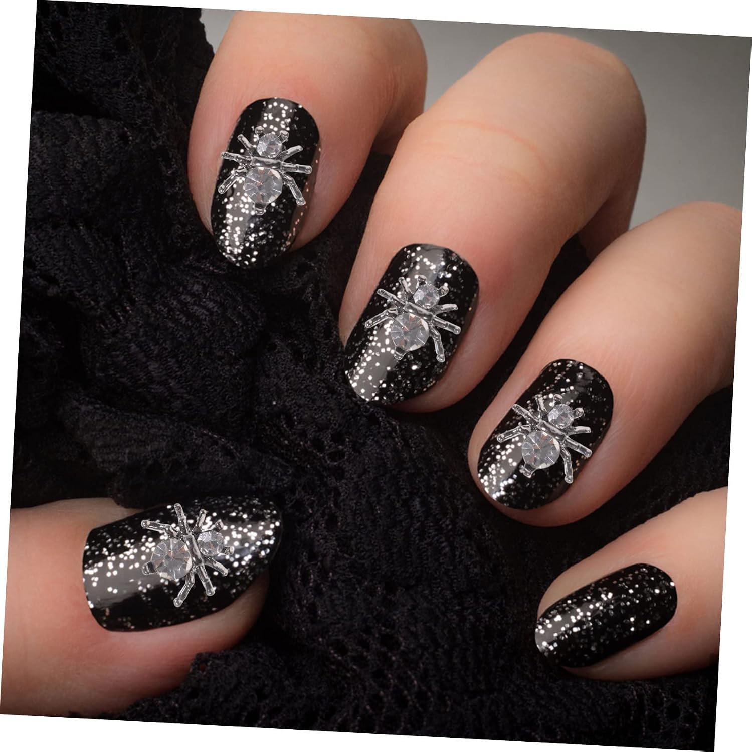 100pcs Spider Nail Art Charms Manicure Decors for Women Halloween Festive Nail Designs Unique Ornaments