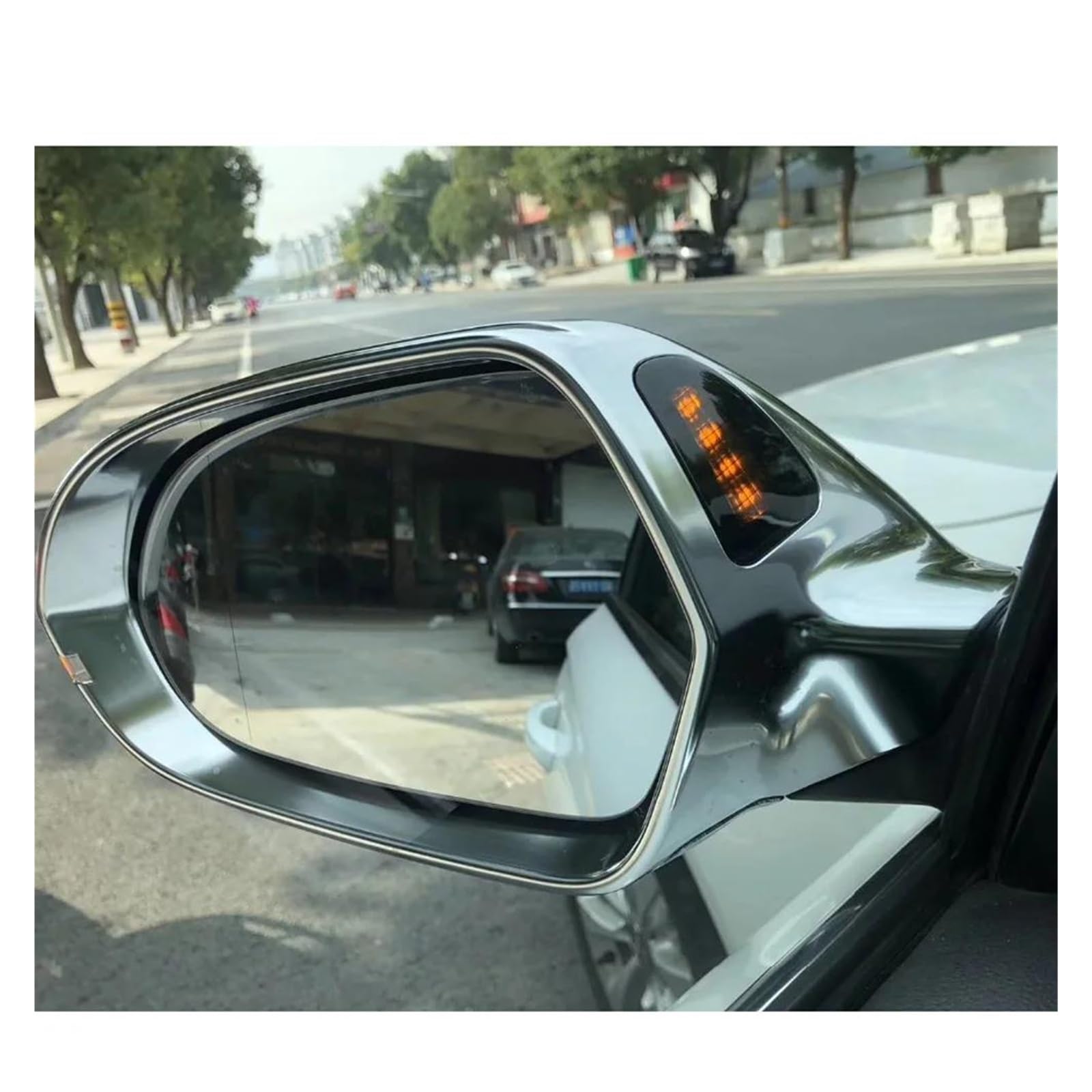 Coques de rétroviseur pour voyager avec style en Audi RS6 2013