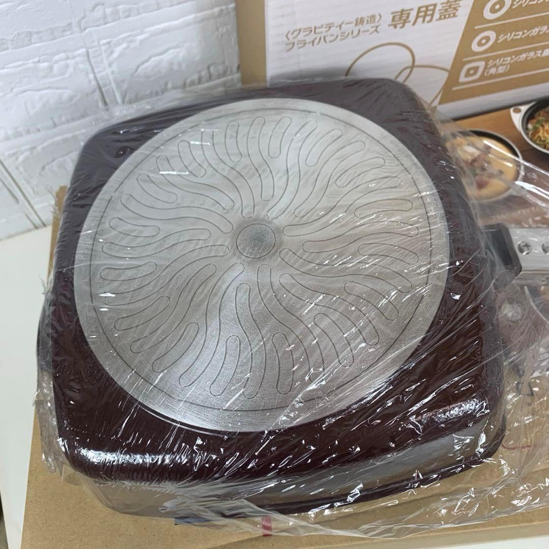 中国　大明萬歴年製款　五彩　龍鳳凰文　四方蓋物　M　R8254 中国 大明萬歴年製款 五彩 龍鳳凰文 四方蓋物 M R8254 - メルカリ