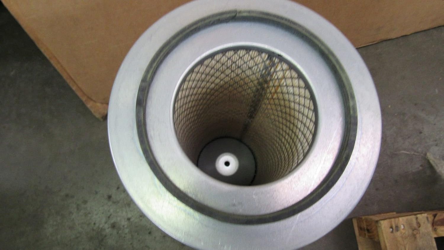 Fleetguard Air Filter Primary Part No: AF947