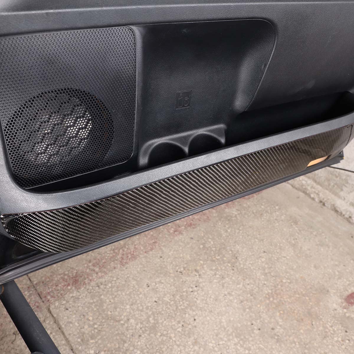 4PCS Car Door Anti Kick Panel Sticker Trim for Toyota Tundra 2007-2013 Accessories Real Carbon Fiber Automotive Decal — view 5