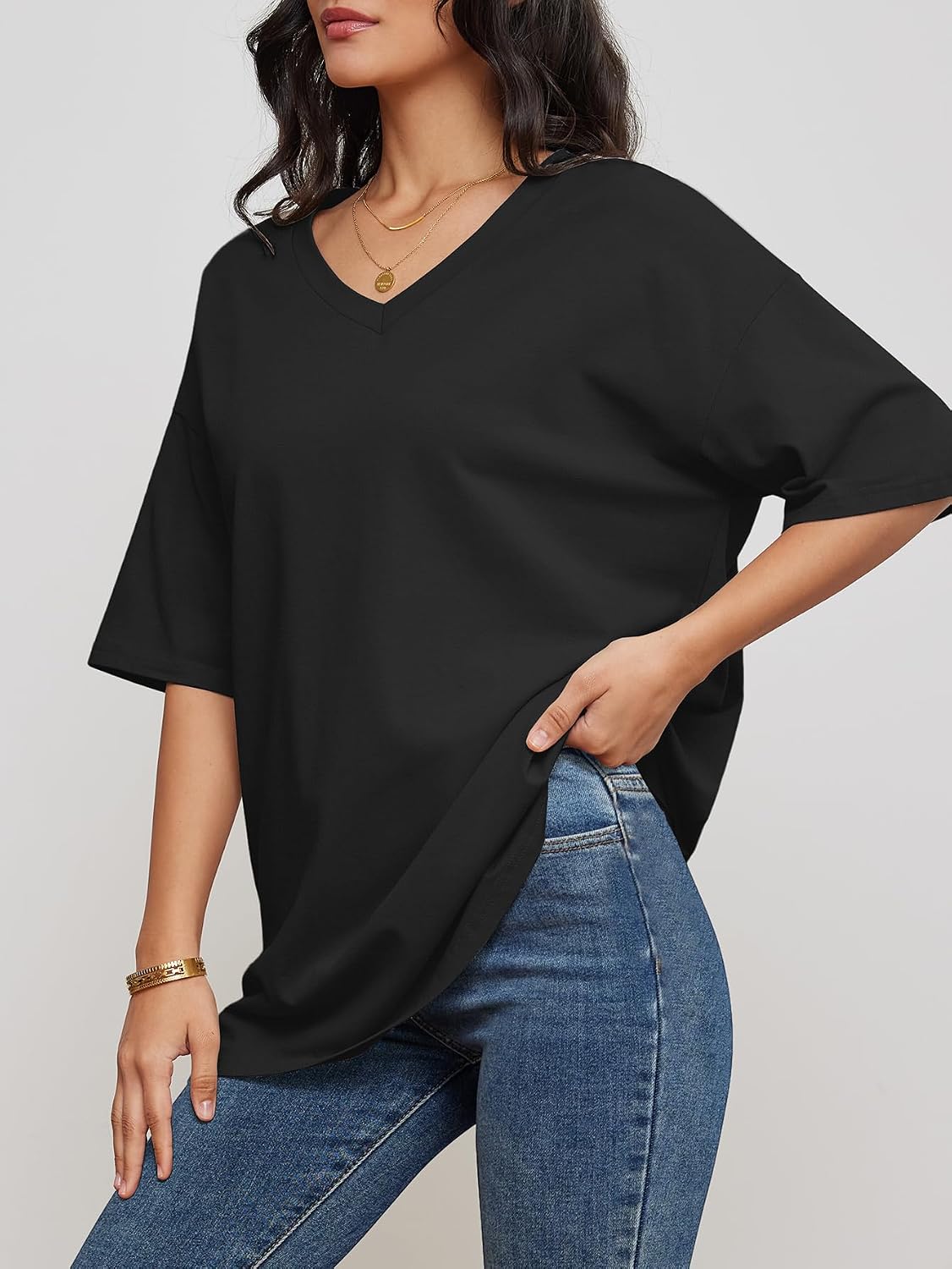 ATHMILE Womens Oversized Shirts V Neck Plus Size Spring Workout Summer Tops Beach Vacation 2026 Gym Clothes Basic Tee