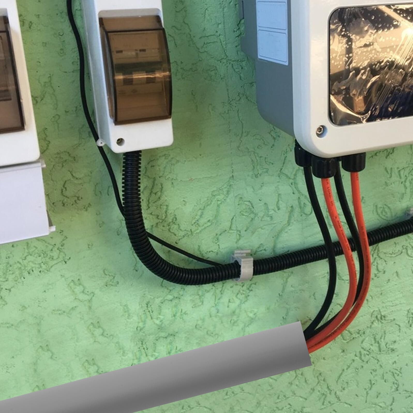 Veemoon Canalina Passacavi Autoadesiva in PVC Grigia Copri Fili Elettrici per Muro Canalina Passacavi Morbida e Resistente per Nascondere Cavi Alimentazione e Organizzare Fili da Parete
