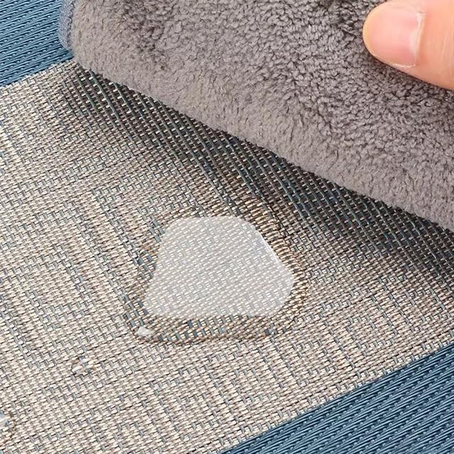 Image of YELONA Placemats Set of 4, Heat-Resistant Woven Vinyl Table Mats, Non-Slip & Washable Dining Tablemats for Kitchen & Dinner Decor, Peanut Brown (45cm x 30cm)