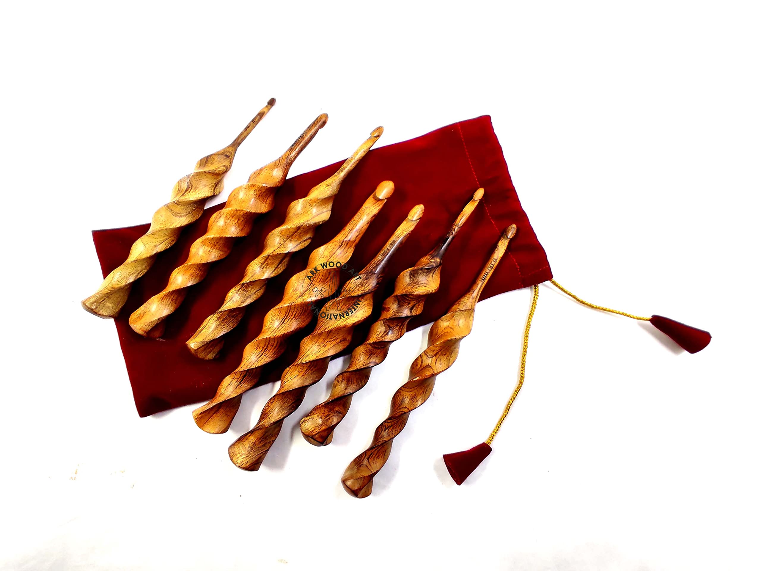AF Luxury HANDICRAFTS - Uncinetto realizzato a mano per lavorare a maglia in lana dal design unico, comodi uncinetti in legno di bambù, ferri da maglia intrecciati