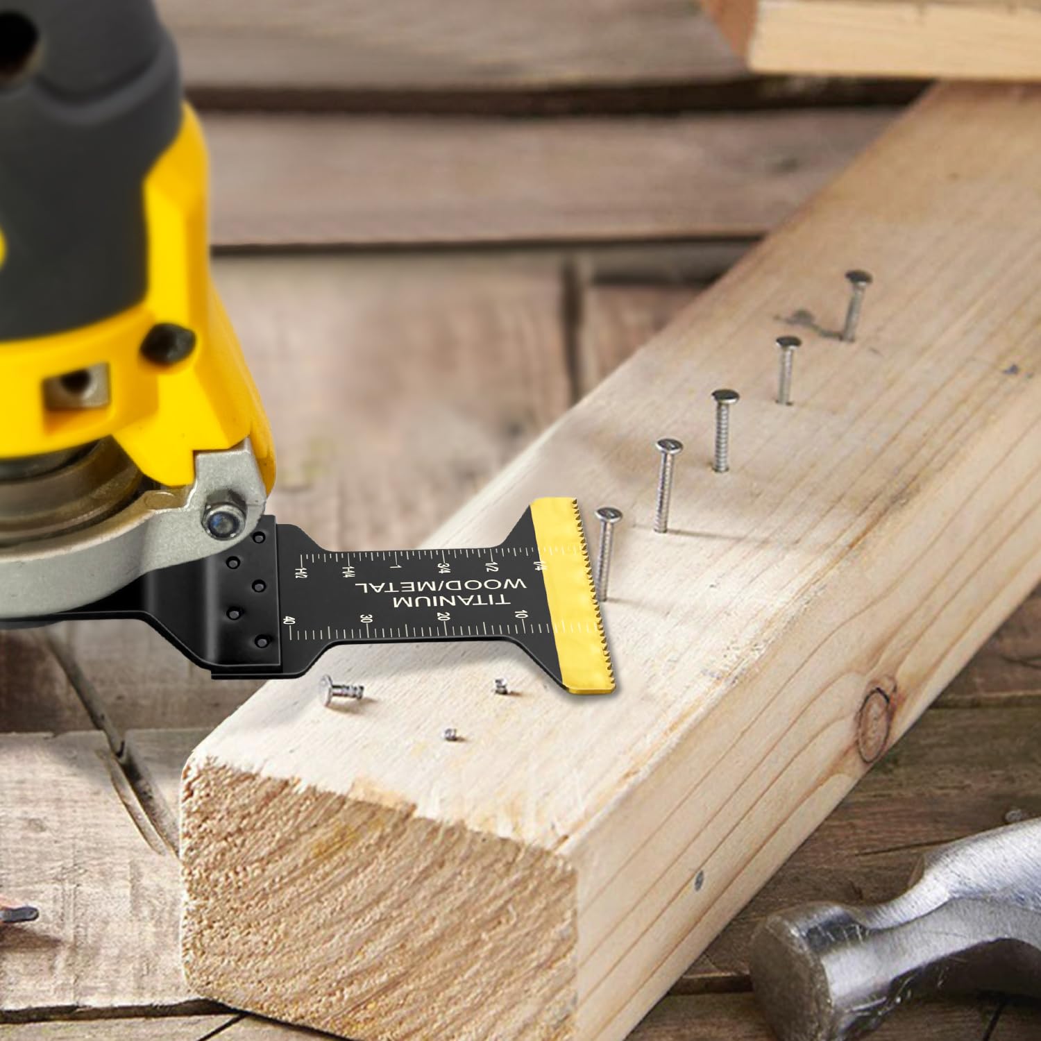 AIFICUT Kit di 97 lame oscillanti per sega da taglio per legno, plastica, metallo, lame per utensili oscillanti, con cuscinetti abrasivi, kit di carte vetrate, adatte per Dewalt, Ryobi, Milwaukee