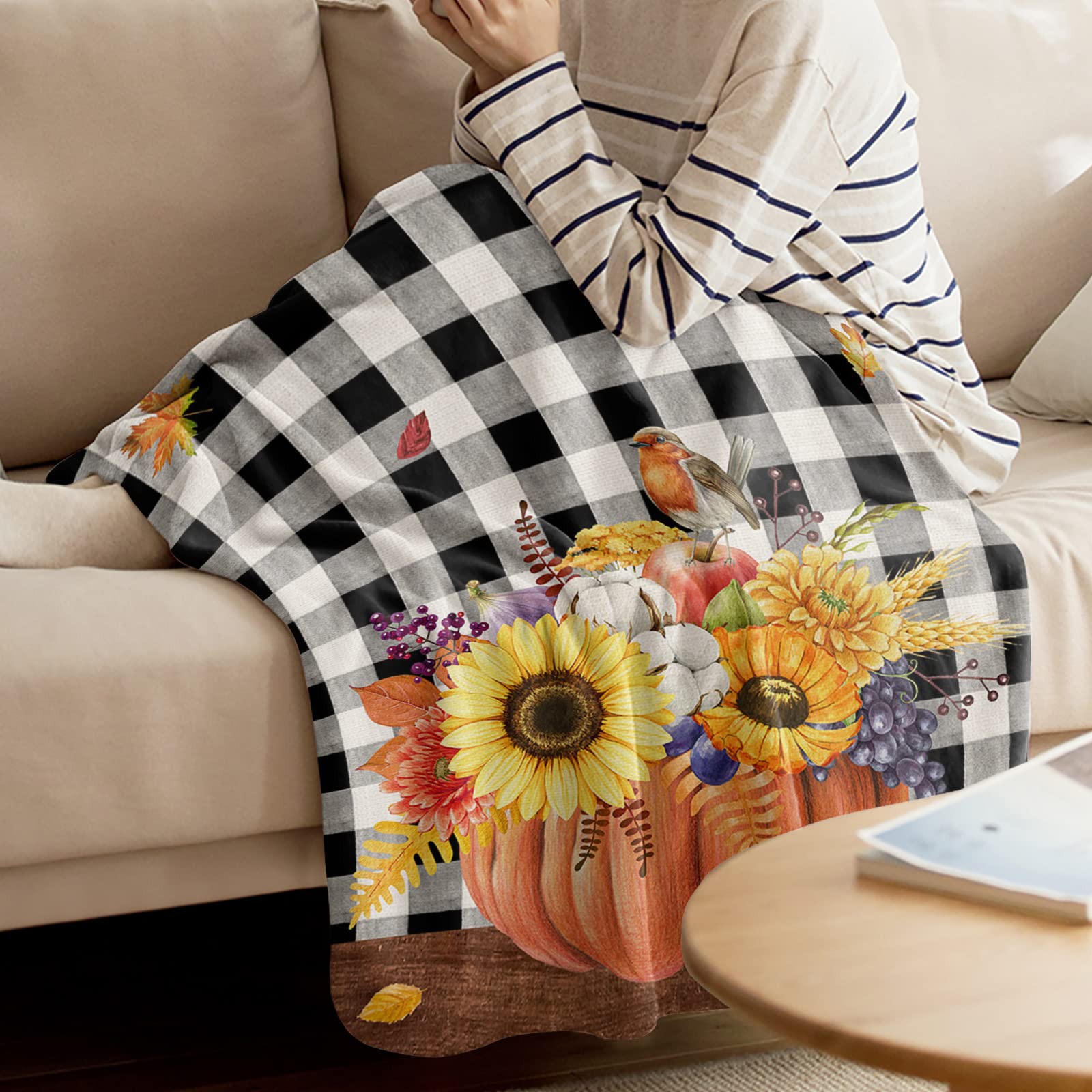 FJAUOQ Coperta in cotone, motivo con zucca, girasole, foglie d'acero, pettirosso, uva, plaid bianco e nero, super morbida, in microfibra, calda, per divano, leggera, per letto, sedie, 152 x 203 cm