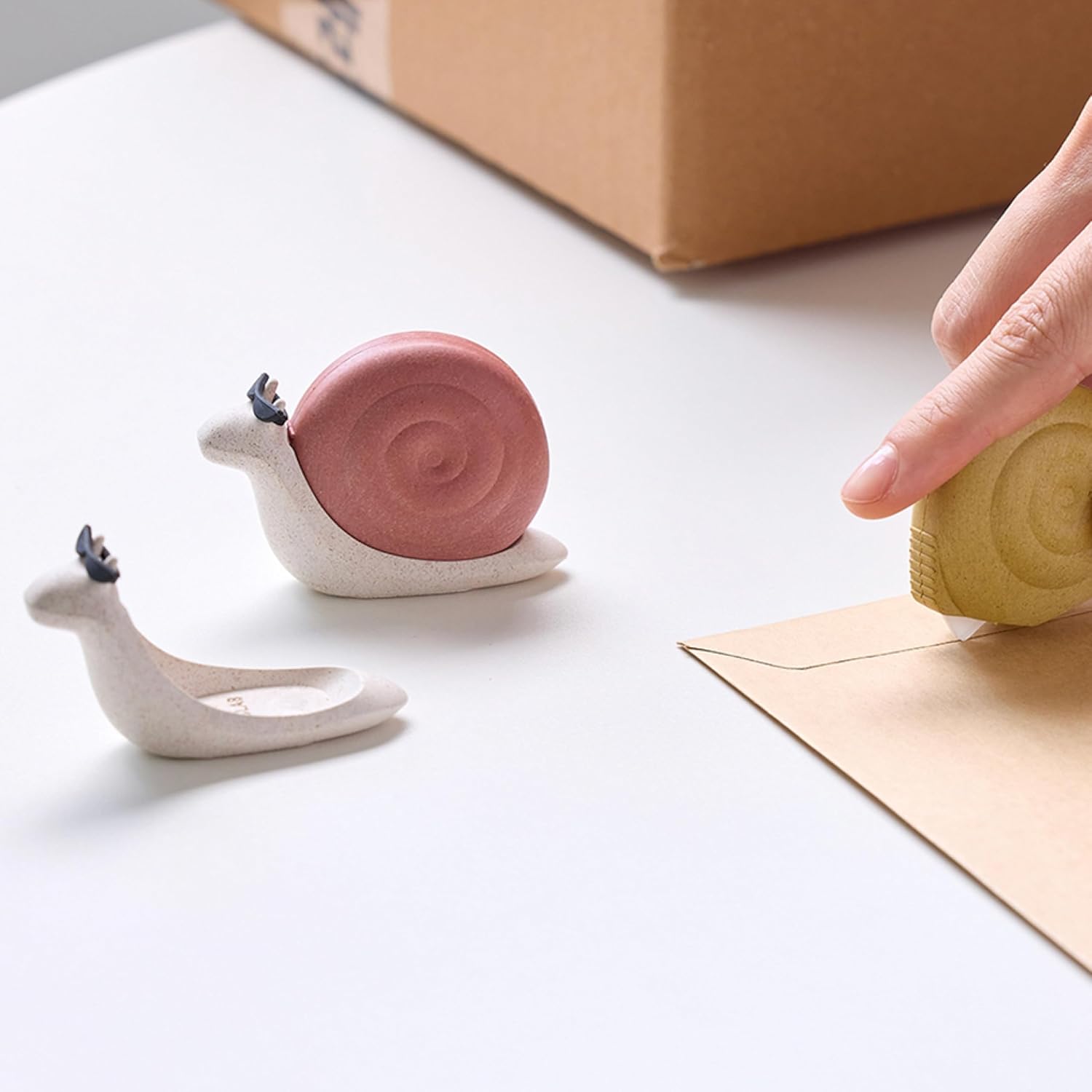Snail Unboxing Cutter Accessories - Cute heart-eye accessory to insert into the eyes image 5