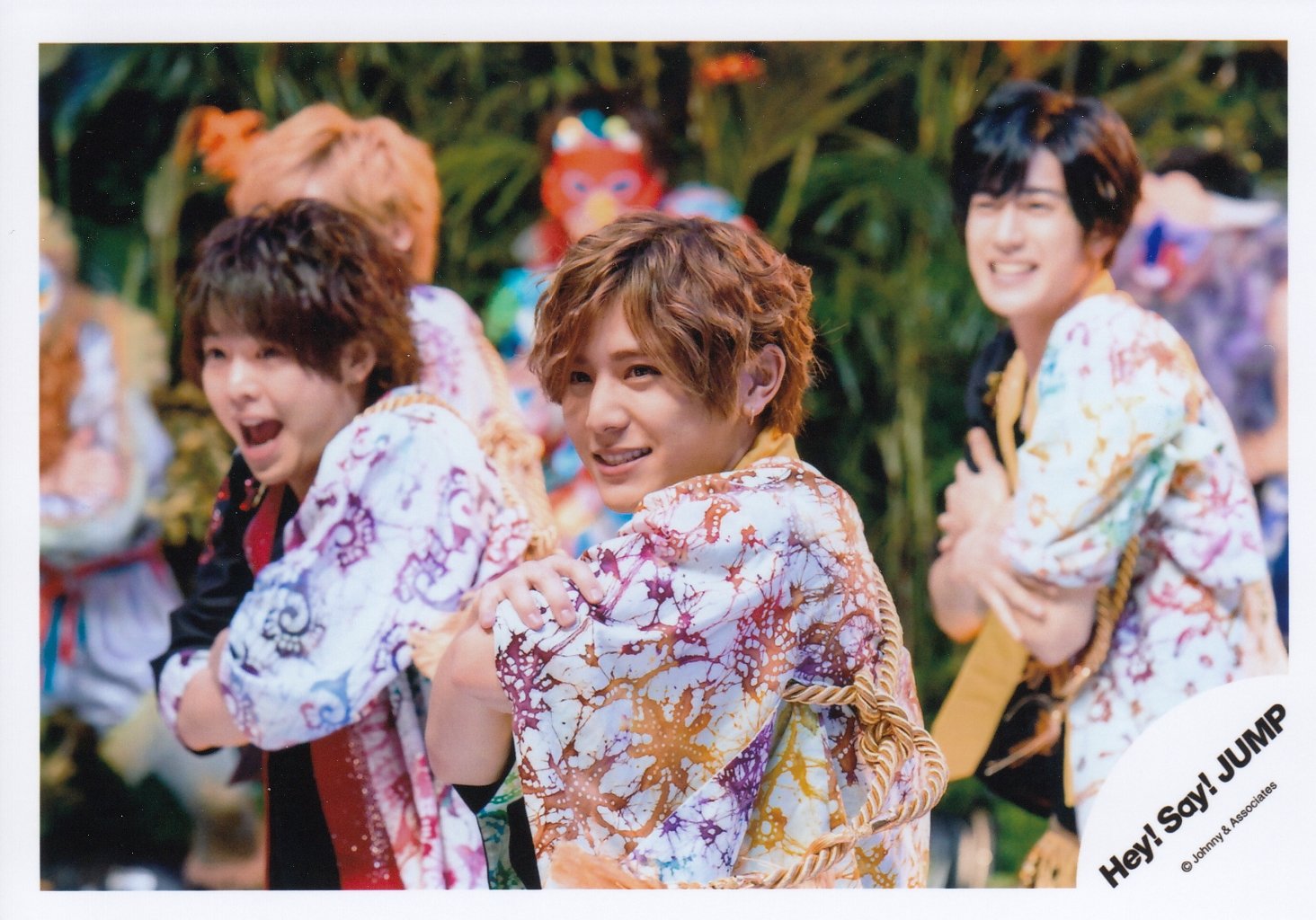 Hey!Say!JUMP 公式生写真 Amazon.co.jp: Hey! Say! JUMP 公式生写真（集合）HAL00061