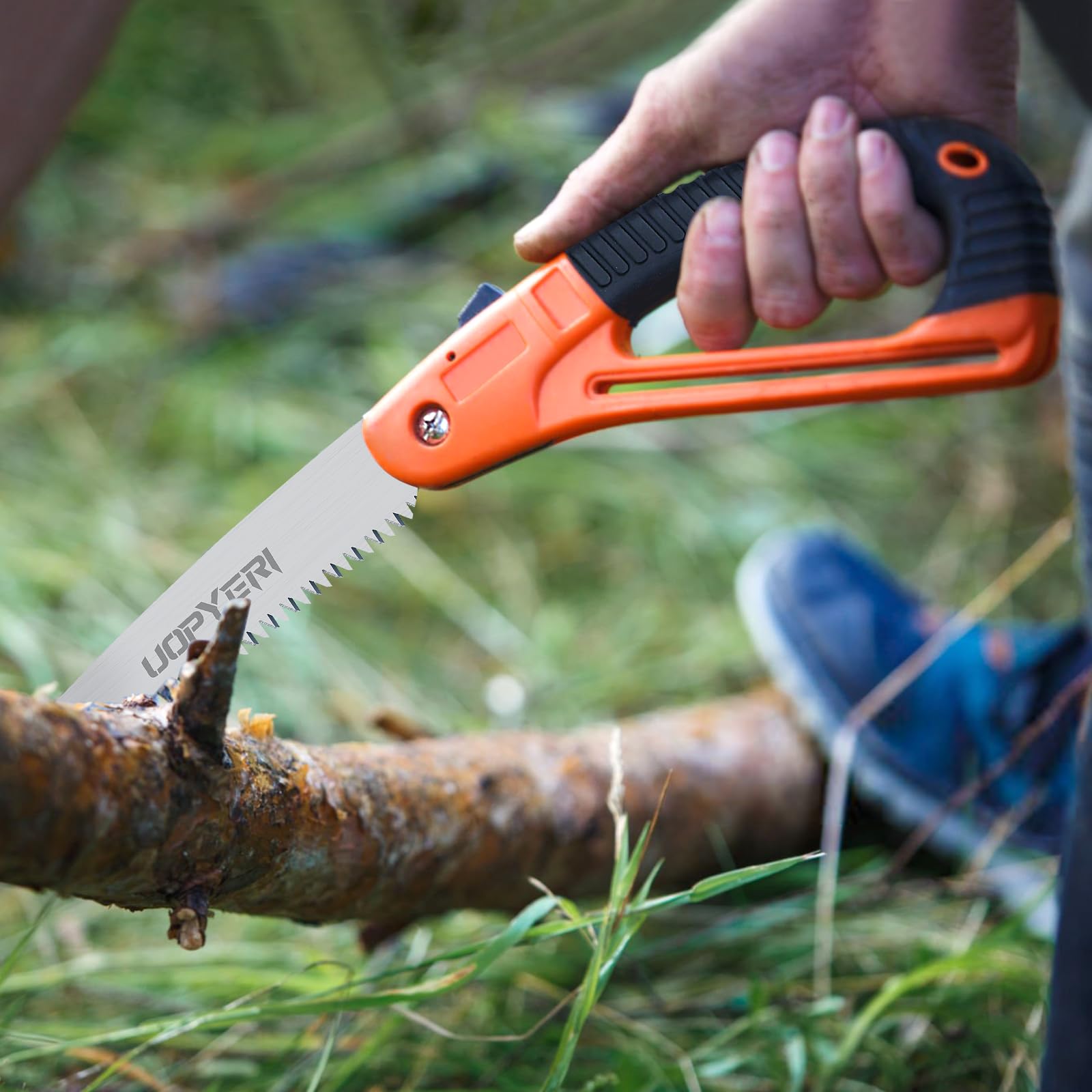 Sierra de mano plegable, hoja de acero de alto carbono de 8 pulgadas para corte suave, camping, jardinería, poda de árboles, corte de madera, diseño compacto con mango ergonómico antideslizante para
