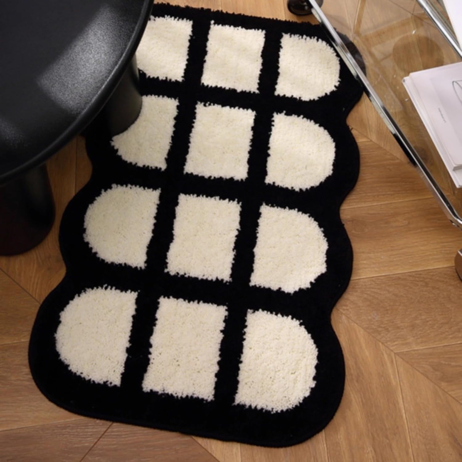 Black White Checkered Bathroom Rug, 20"x32" Extra Soft and Absorbent Microfiber Bath Rugs, Non-Slip Plush Shaggy Carpet for Bathroom Floor, Tub and Shower