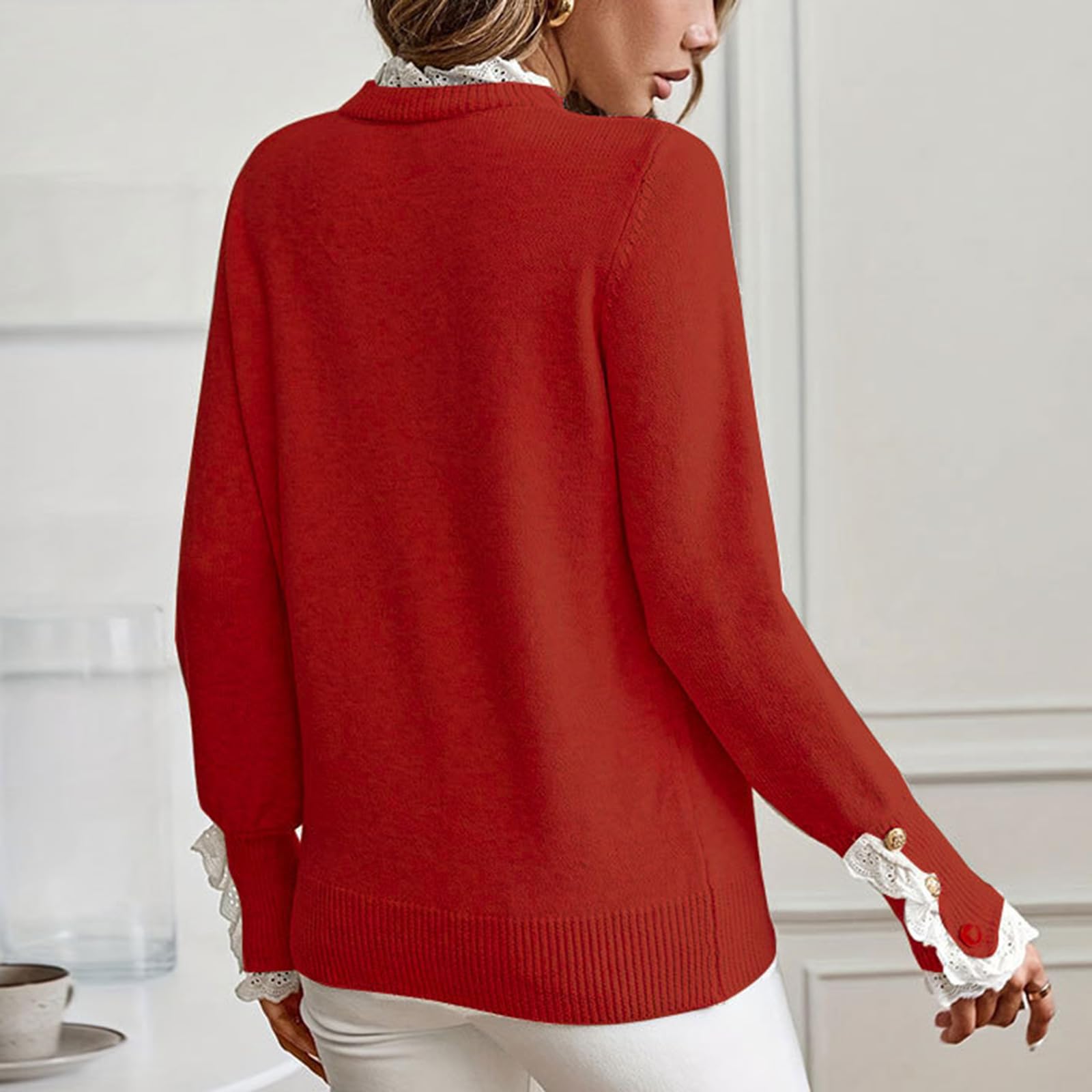 Maglione da donna con scollo rotondo e bordatura in pizzo