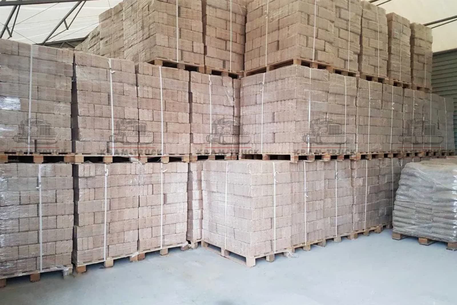 Briquetas de madera de 30 kg. Ideal como repuesto para carbón, madera, coque, briquetas de horno, empaquetadas en cubos prácticos, fácil de almacenar, leña. Roble mixto, haya, frondoso