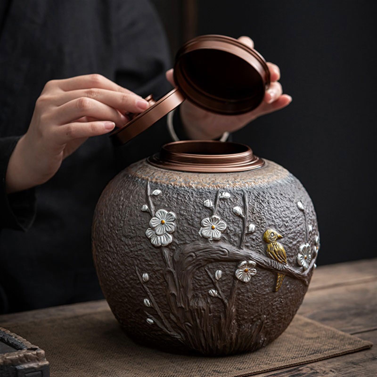 pojemniki na herbatę, kawę i cukier Ceramiczny duży pojemnik na herbatę z podwójną metalową pokrywką i szczelnym słoikiem do przechowywania