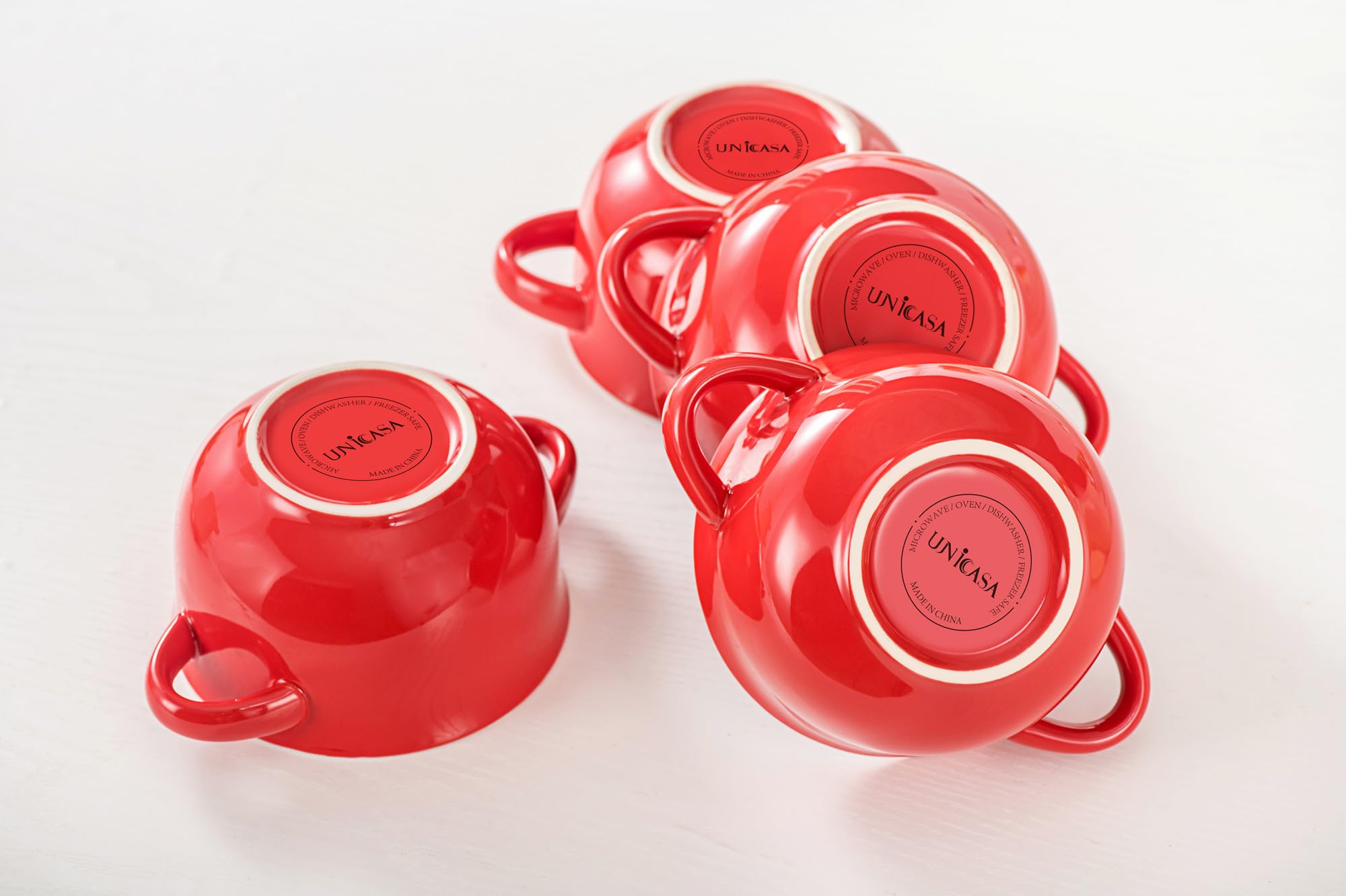 UNICASA Suppentassen mit Henkel 4 teilige Suppenschüsseln servieren Suppe Crocks Schalen, Suppenschalen, Bouillontassen, Müslischüsseln, Füllmenge 650ml, Rot