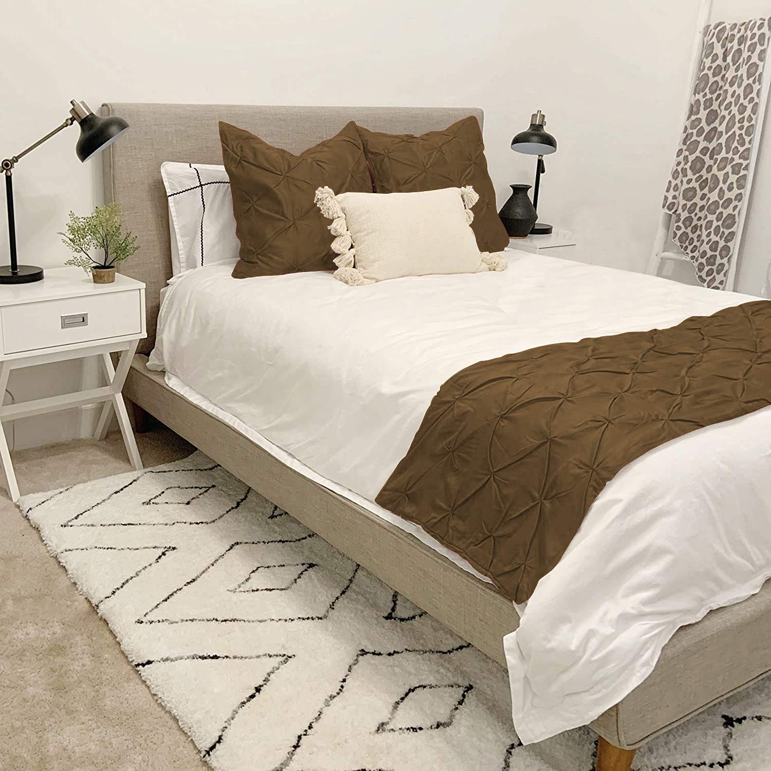California King Size 400 Thread Count 3 Piece Pinch Pleated Bed Runner 1 Bed Runner 2 Euro Shams