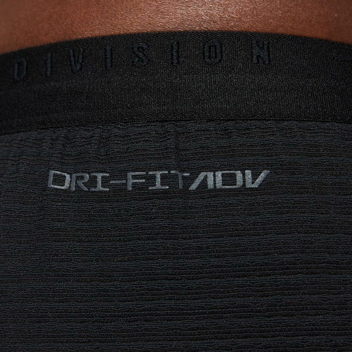 Nike Men’s Run Division Pinnacle Short, Black XXL