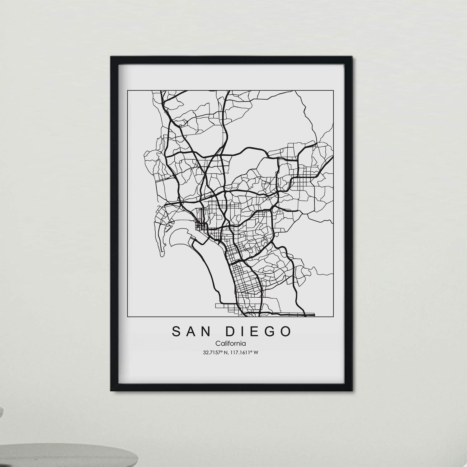 Nacnic Poster with map of San Diego. US film with images of maps and roads of major US cities. A3 size