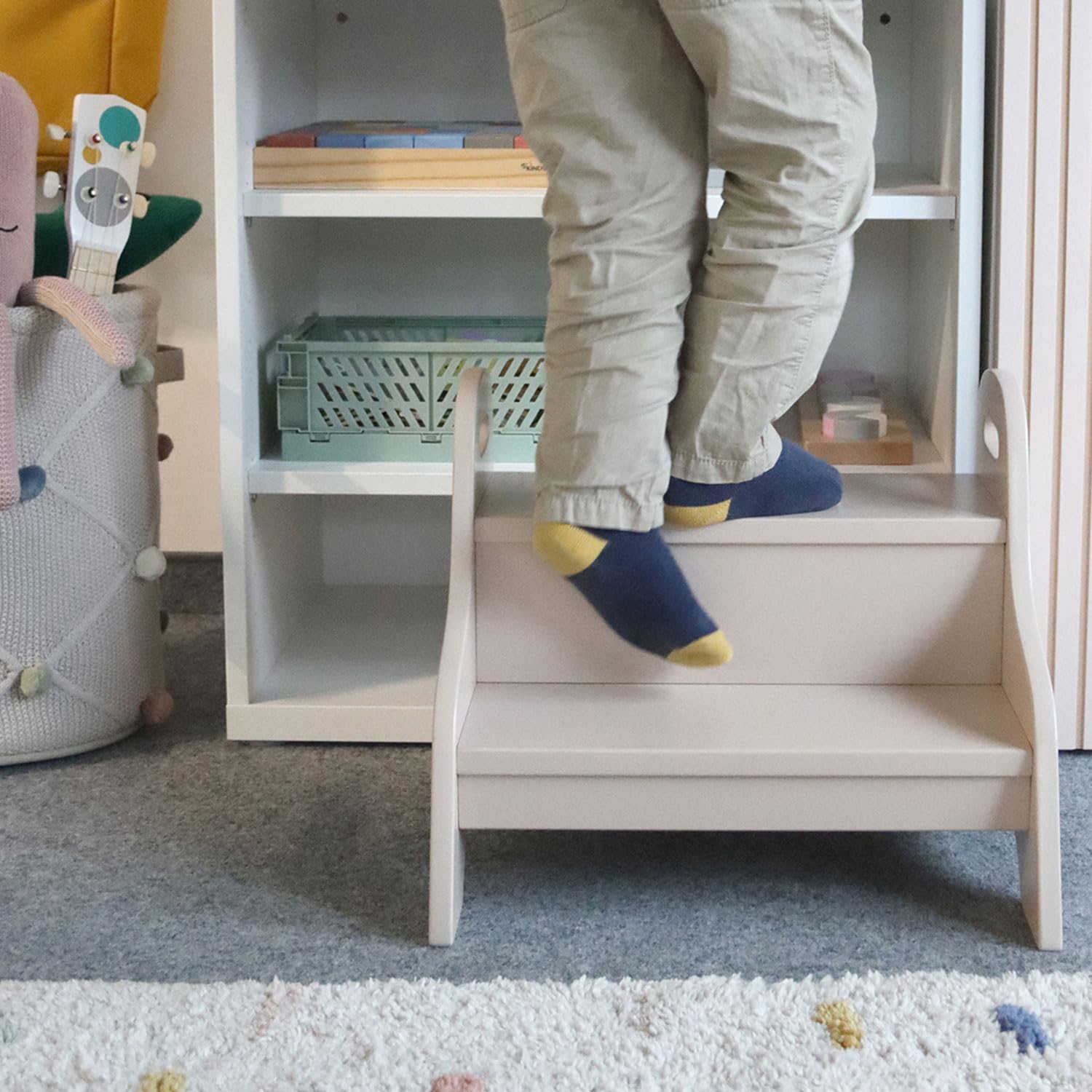 Kindsgut Holztritt, Tritt-Hocker mit 2 Stufen ideal für Kinder, dezente Farben und hochwertige Qualität, Sand