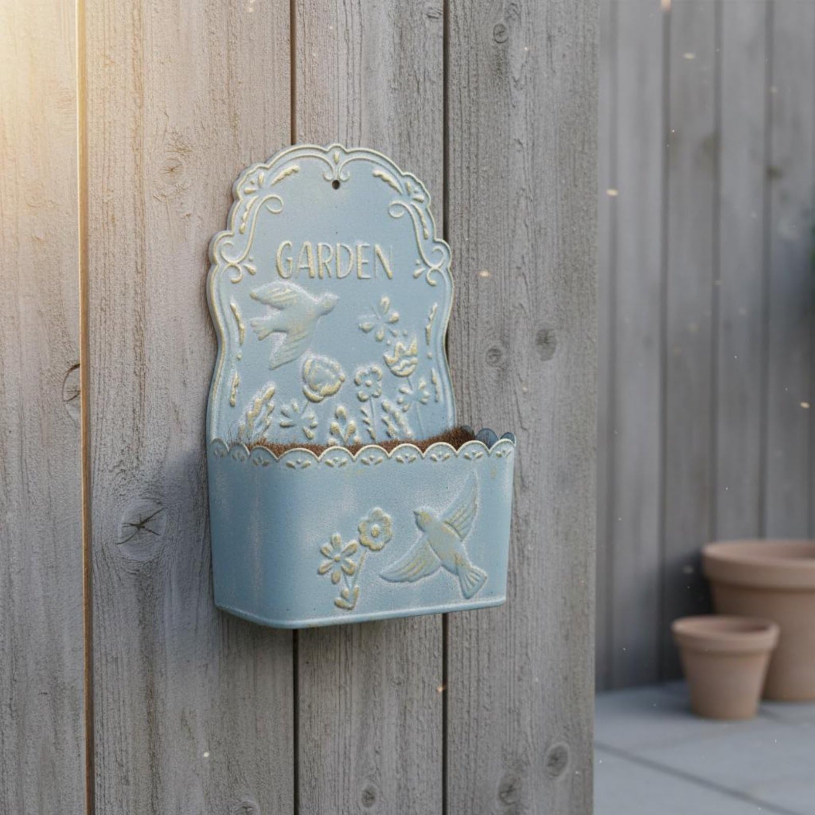Jardinière Murale Pot Suspendu Support Suspendu Pot Support Plante en Métal Enduit avec Motifs Oiseaux Fleurs en Relief pour Compositions Traînantes, Vert