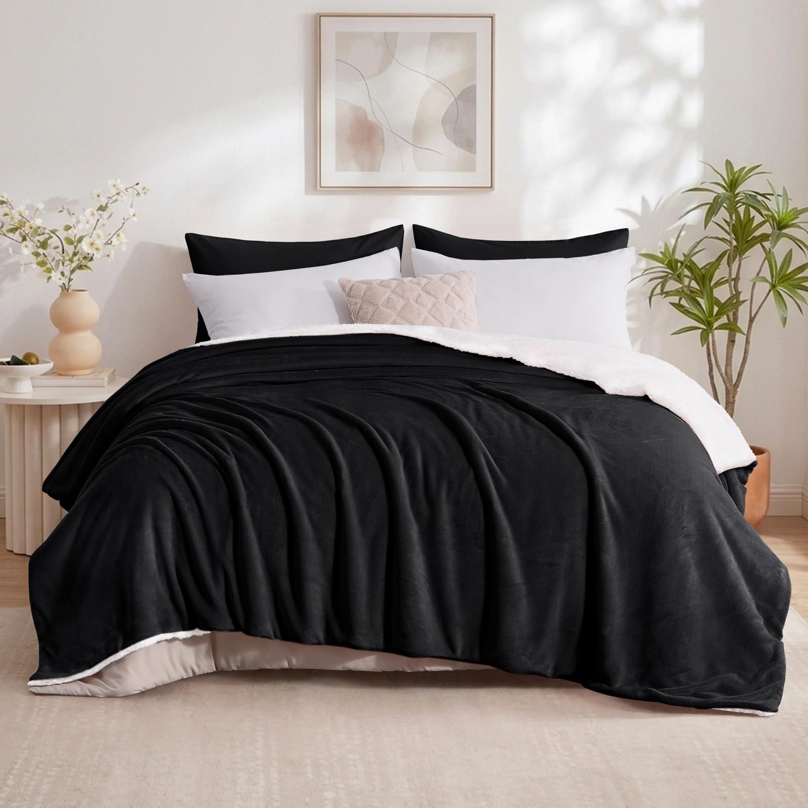 Aisbo Sherpa Fleece Throw Blanket King Size - Thick Warm Soft Black Extra Large Blankets for Bed, 200x240cm Fluffy Microfiber Solid Blanket for Sofas Couch