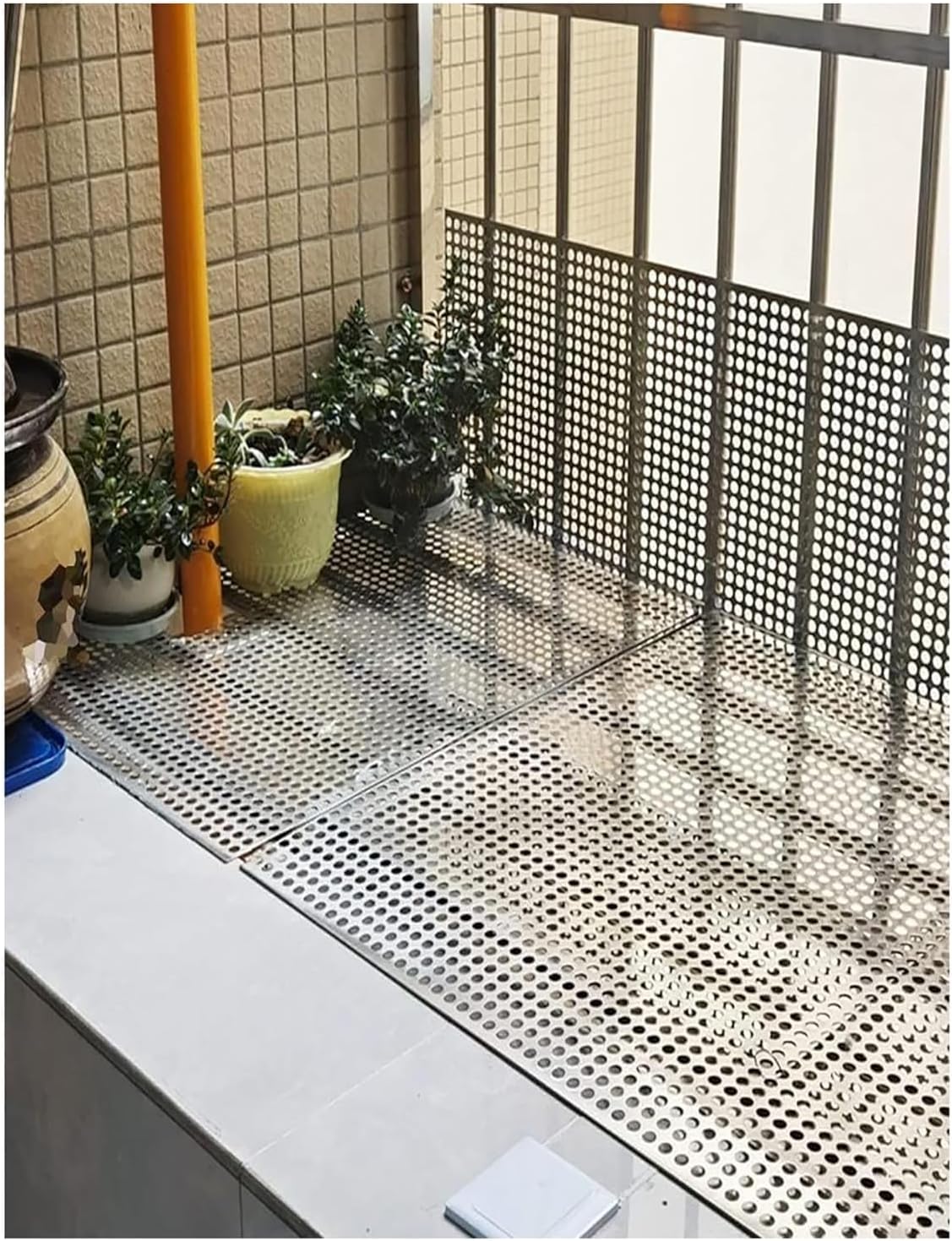 Stainless Steel Perforated Plate,Stainless Steel Expanded Metal Mesh, Perforated Sheet for Ventilation & Decorative Grill, Balcony Railing & Patio Screen (57x110 cm) - Durable & Stylish