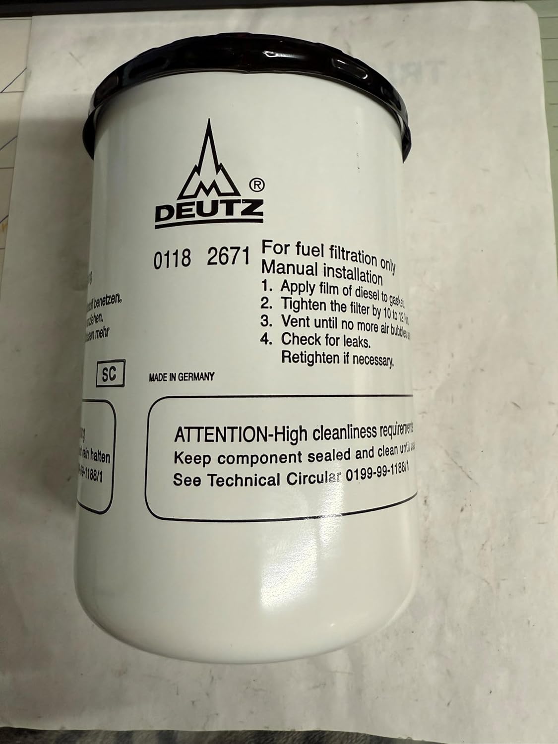 0118 2671 Diesel Fuel Filter, White, Manual Installation, Made in Germany, Spin-On Type for Engine Filtration