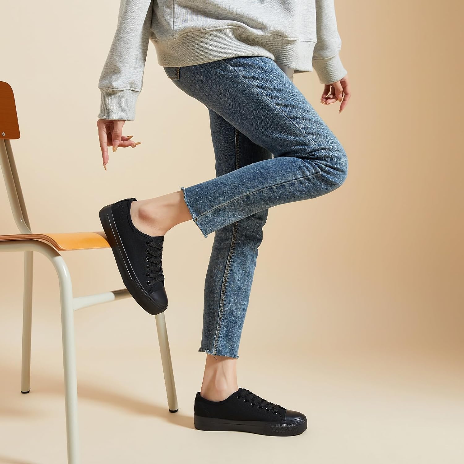 Uoidru White Tennis Canvas Shoes for Women Black Canvas Sneakers Womens Fashion Sneakers Classic Lace Up Walking Shoes - Image 9