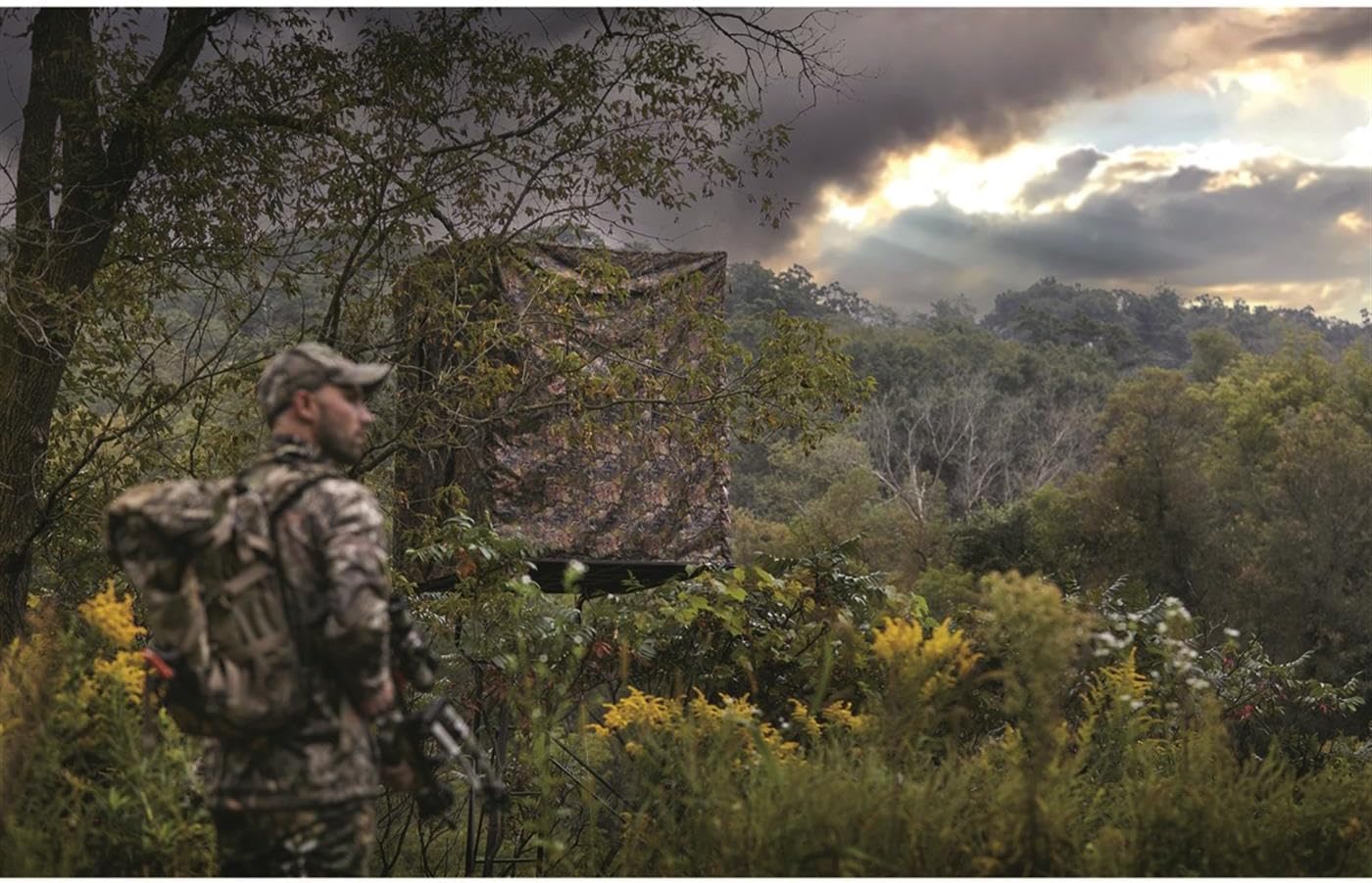 Guide Gear Elevated Deer Hunting Blind, Camo Tent for Tower Stand, 2 Person, Universal