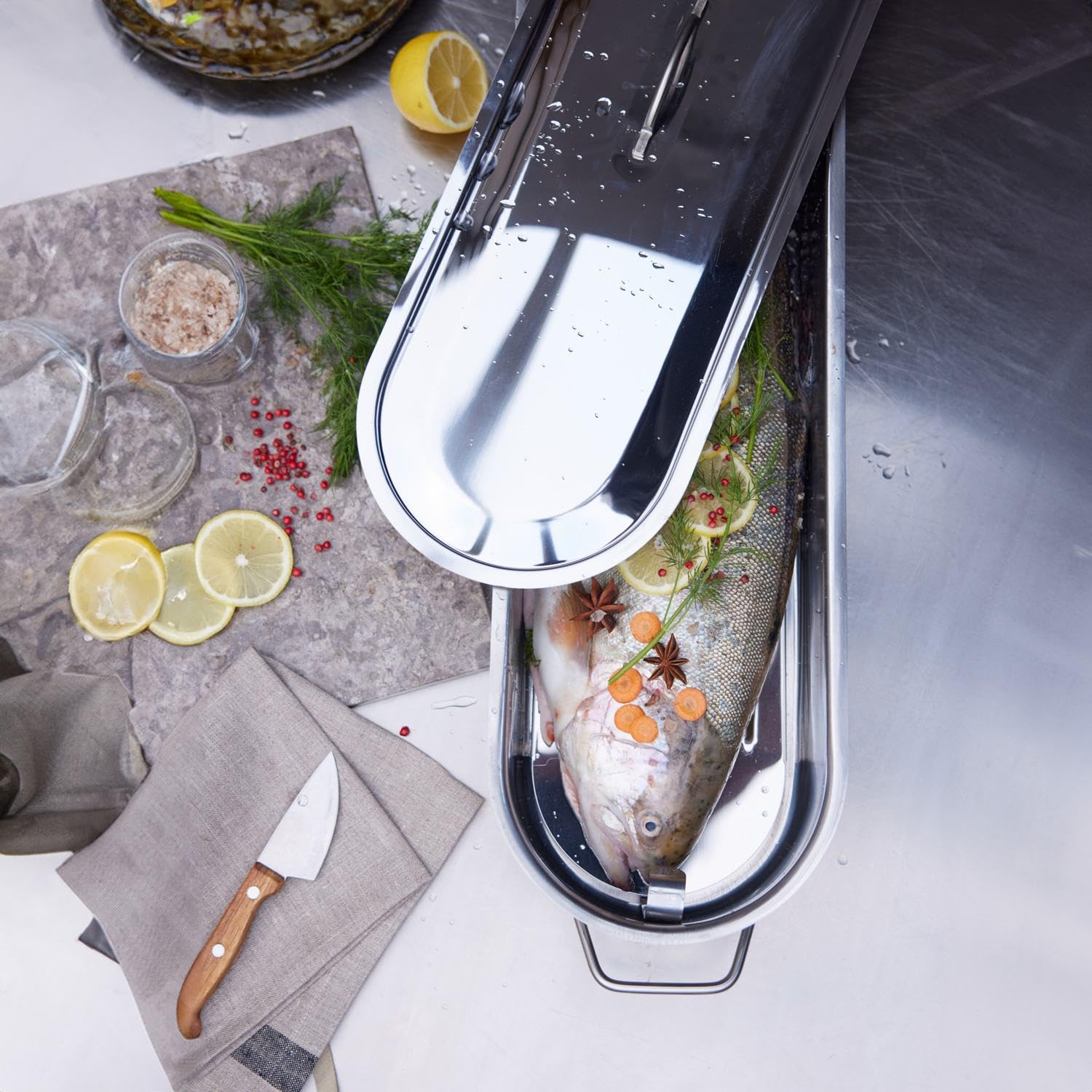 Baumalu, Poissonnière 60 cm en Acier Inoxydable Argenté, Ustensile de Cuisine Tous Feux y compris Induction, Poignées Métal, Idéale pour la Préparation de Poissons et Fruits de Mer