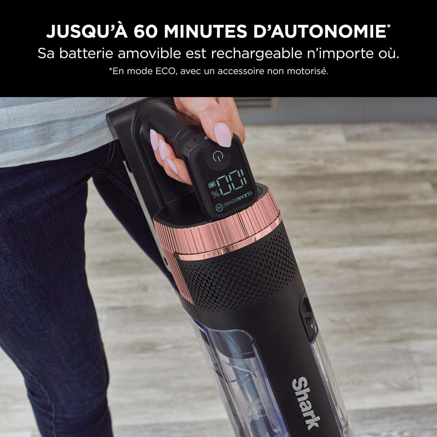 Shark Stratos battery charging display