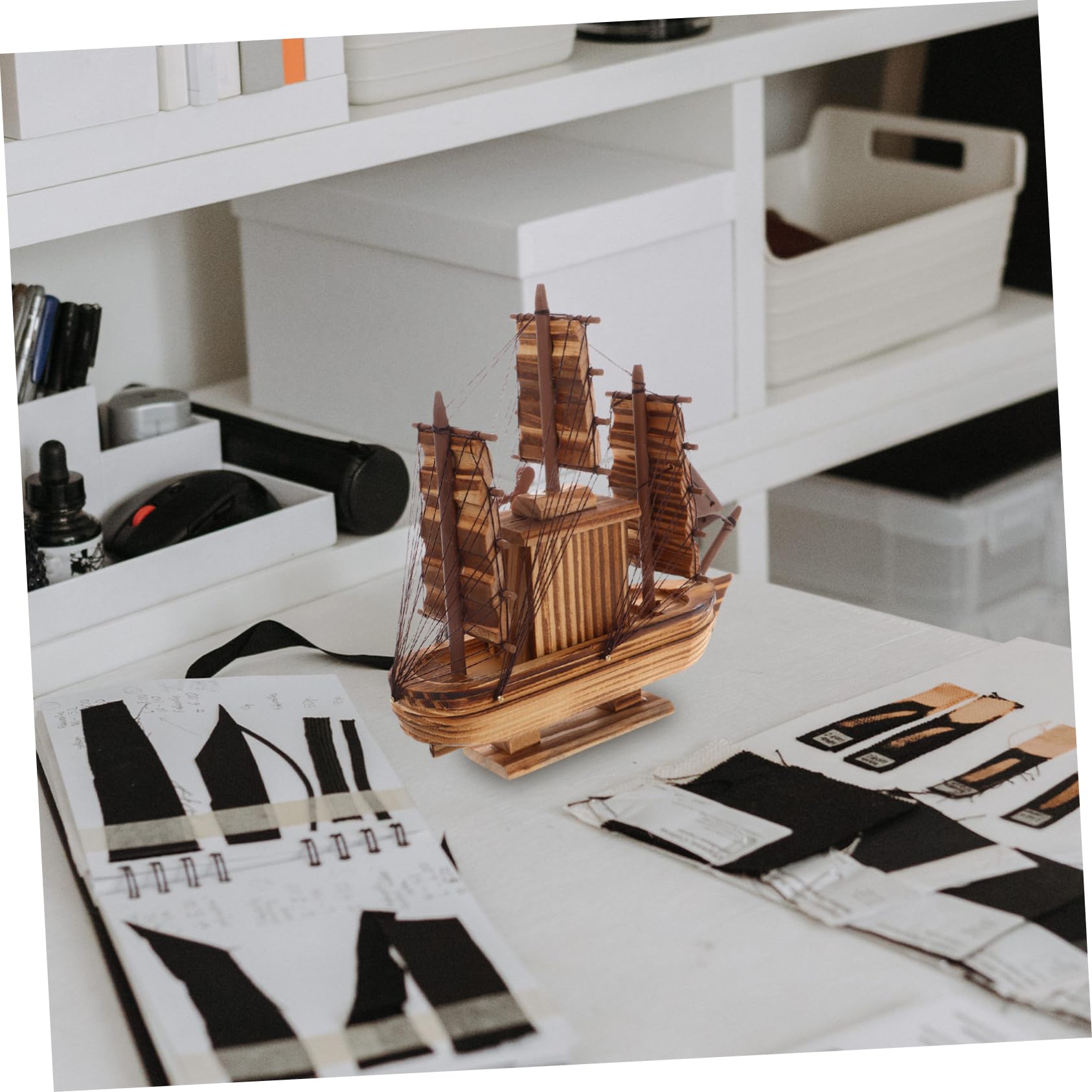 CIYODO Modello di Veliero in Legno, Decorazione da Tavolo | Miniatura Rustica Già Montata, per Tavolo da Pranzo e Scrivania, Design Realistico e Leggero