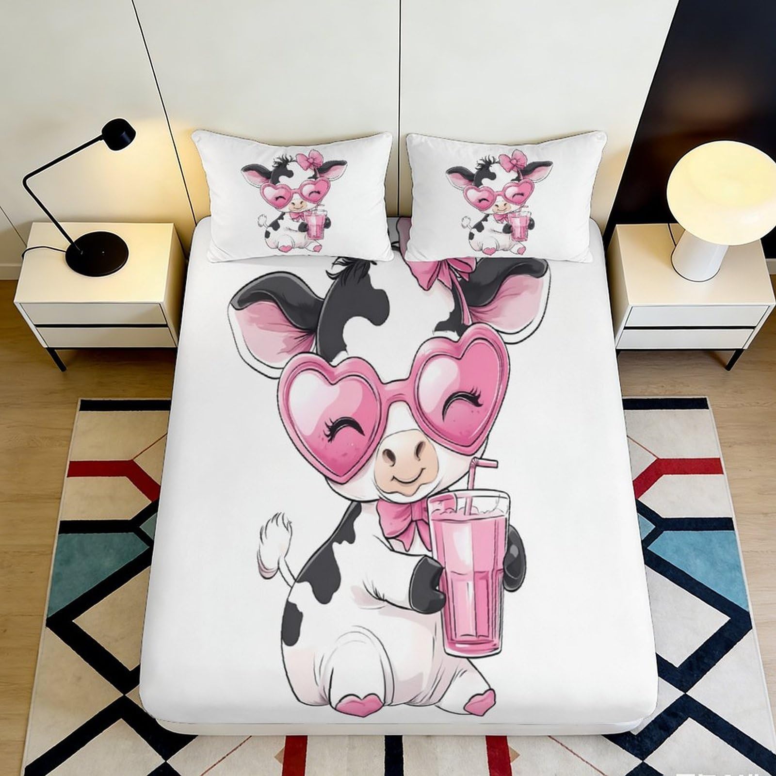 Charming Cartoon Cow 3D Printed Fitted Sheet in Microfiber, wrinkle resistant, soft touch, apartment bedding, easy care, stylish for bedroom 160x200x25cm