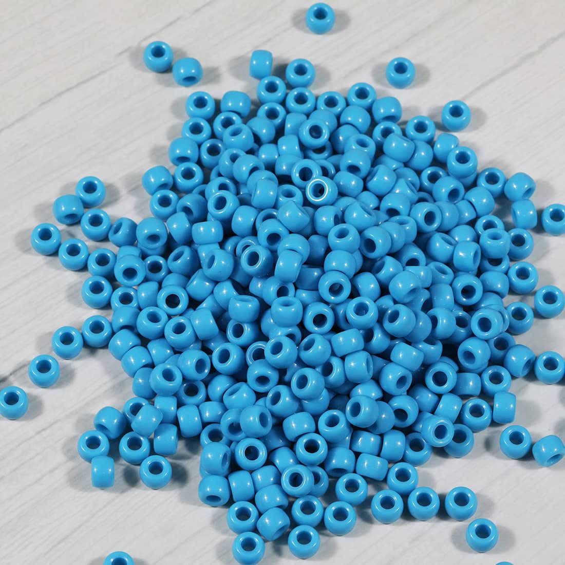 Bala&Fillic Size 6x9mm Lake Blue Pony Beads with Smooth Surface Total 1000pcs Craft Pony Beads for Making Bracelets (Lake Blue) - Image 2