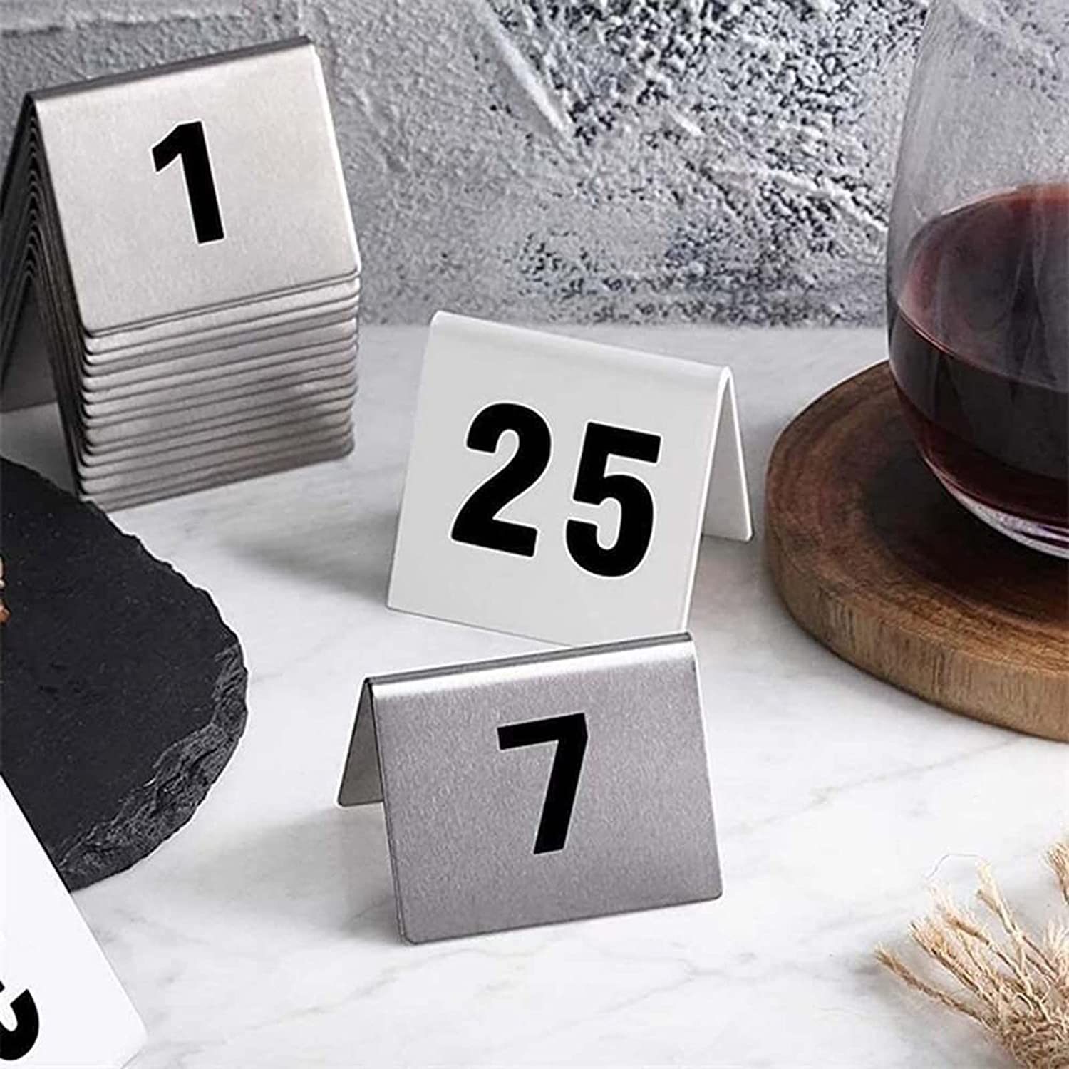 Números de mesa de metal 1-50/100, tarjetas de números de mesa reciclables, resistentes y fáciles de limpiar, apilables, de doble cara para un fácil reconocimiento, marcador de mesa para restaurant