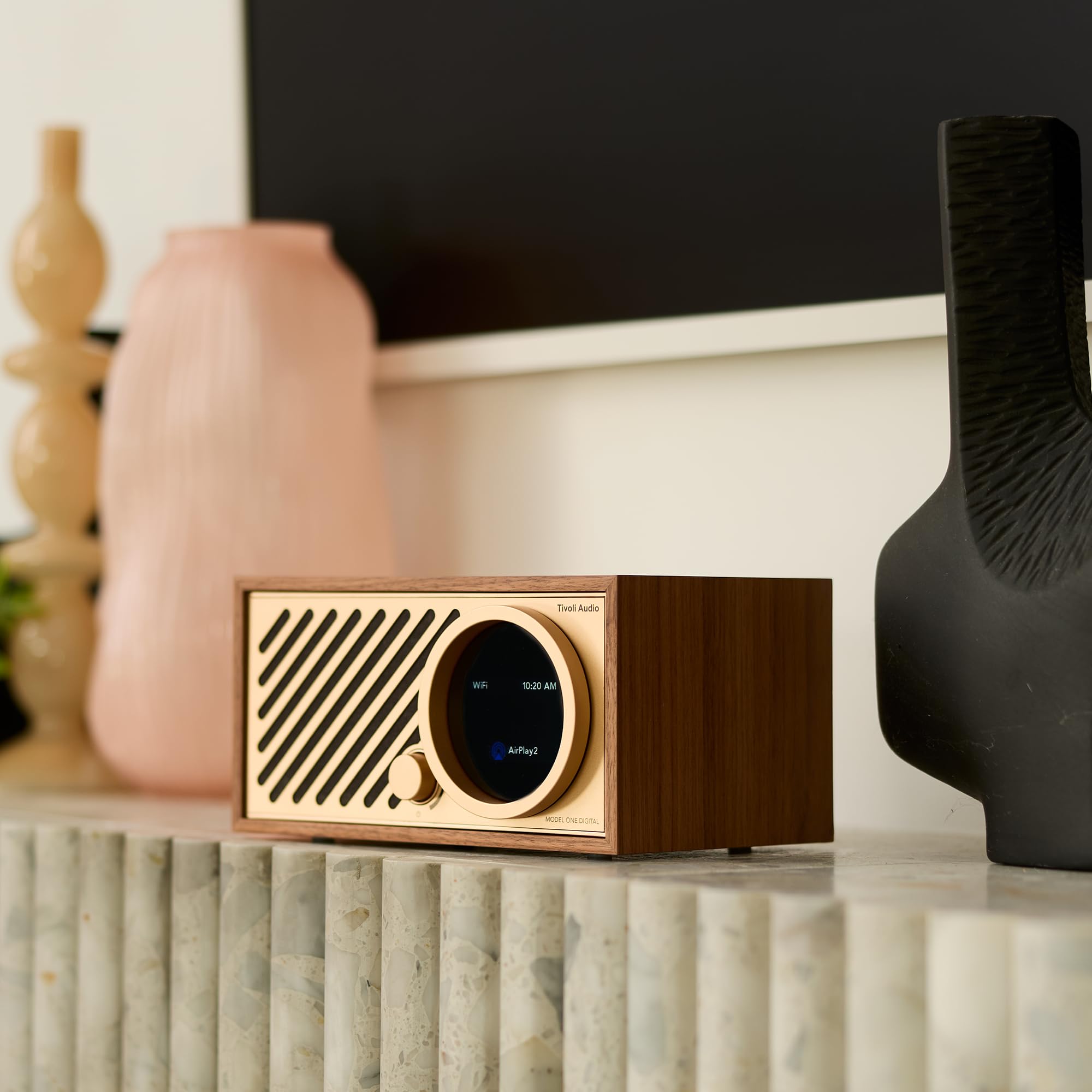 Tivoli Audio Model One - Radio FM digitale Wi-Fi e Bluetooth, generazione 3, colore: noce/oro