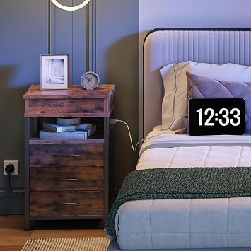 HOOBRO Bedside Table with Charging Station, Side Table with 4 Drawers, 2 AC Outlets, 1 USB-A, 1 Type-C, Nightstand for Bedroom, Living Room, Rustic Brown and Black EBF143KBZ01