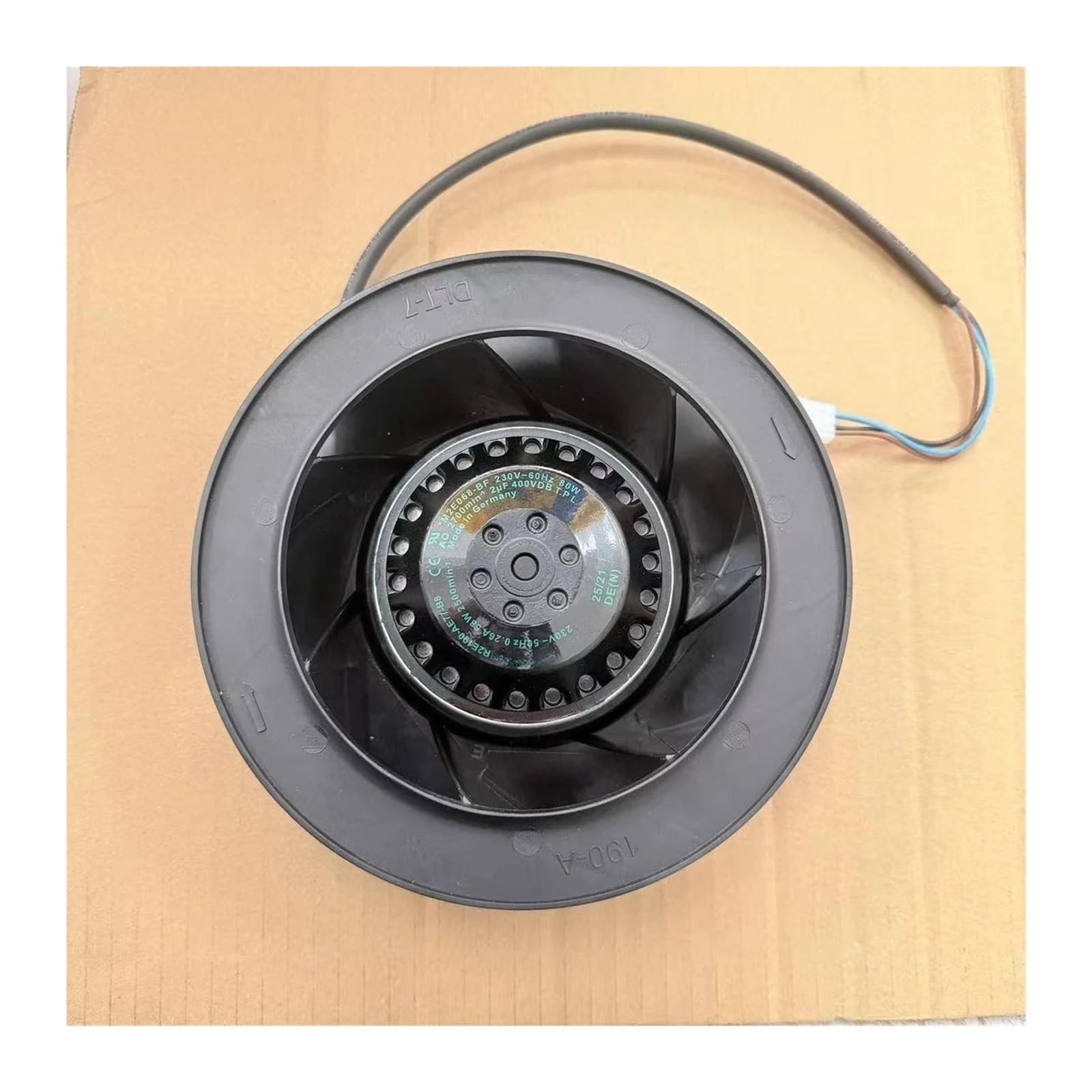 R2E190-AE77-B8 stopper la surchauffe industrielle avec ce ventilateur centrifuge AC230V
